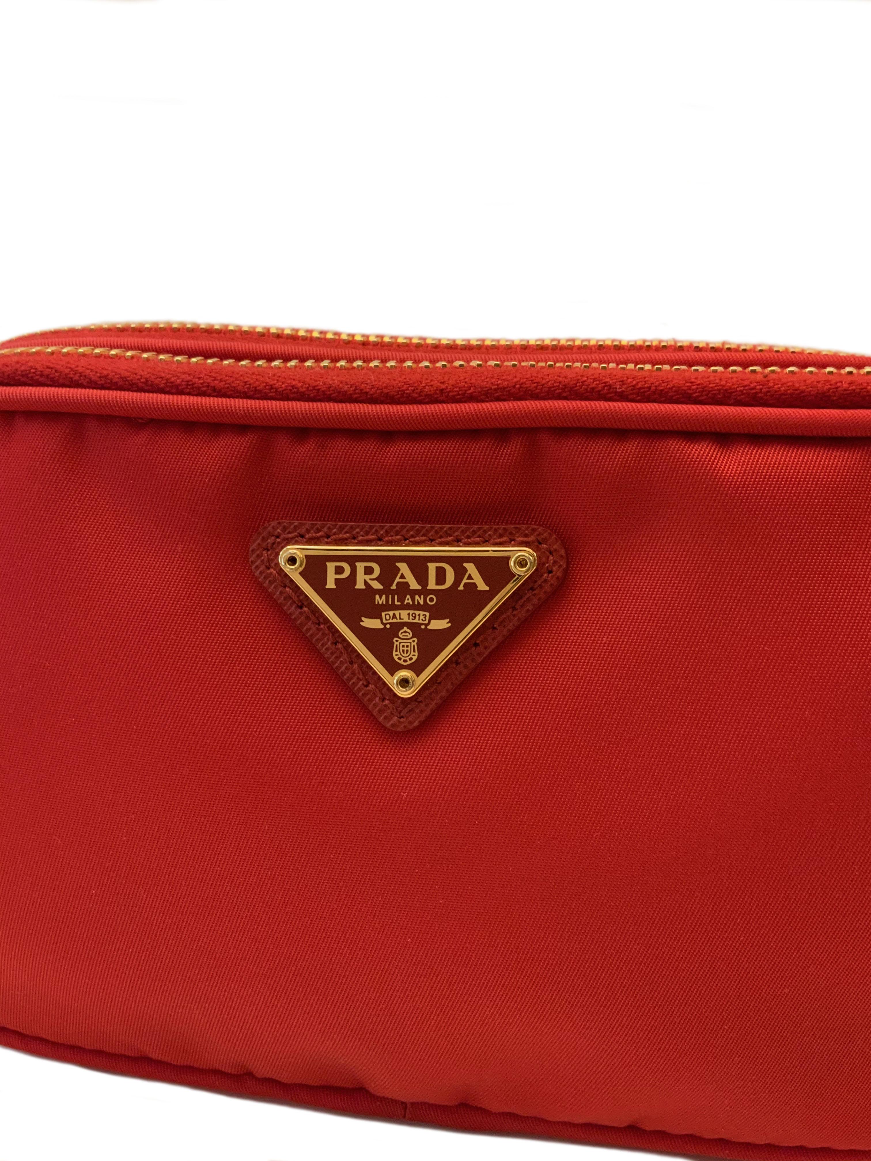 Bolso Crossbody Prada Tessuto Nylon Mini Cámara Rojo