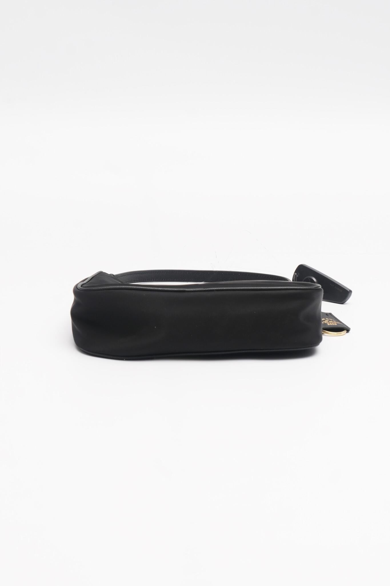 Women's Prada Tessuto Nylon Saffiano Mini Re-edition Bag Black For Sale