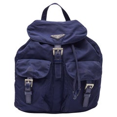 Prada Tessuto Nylon Vela Rucksack in Marineblau