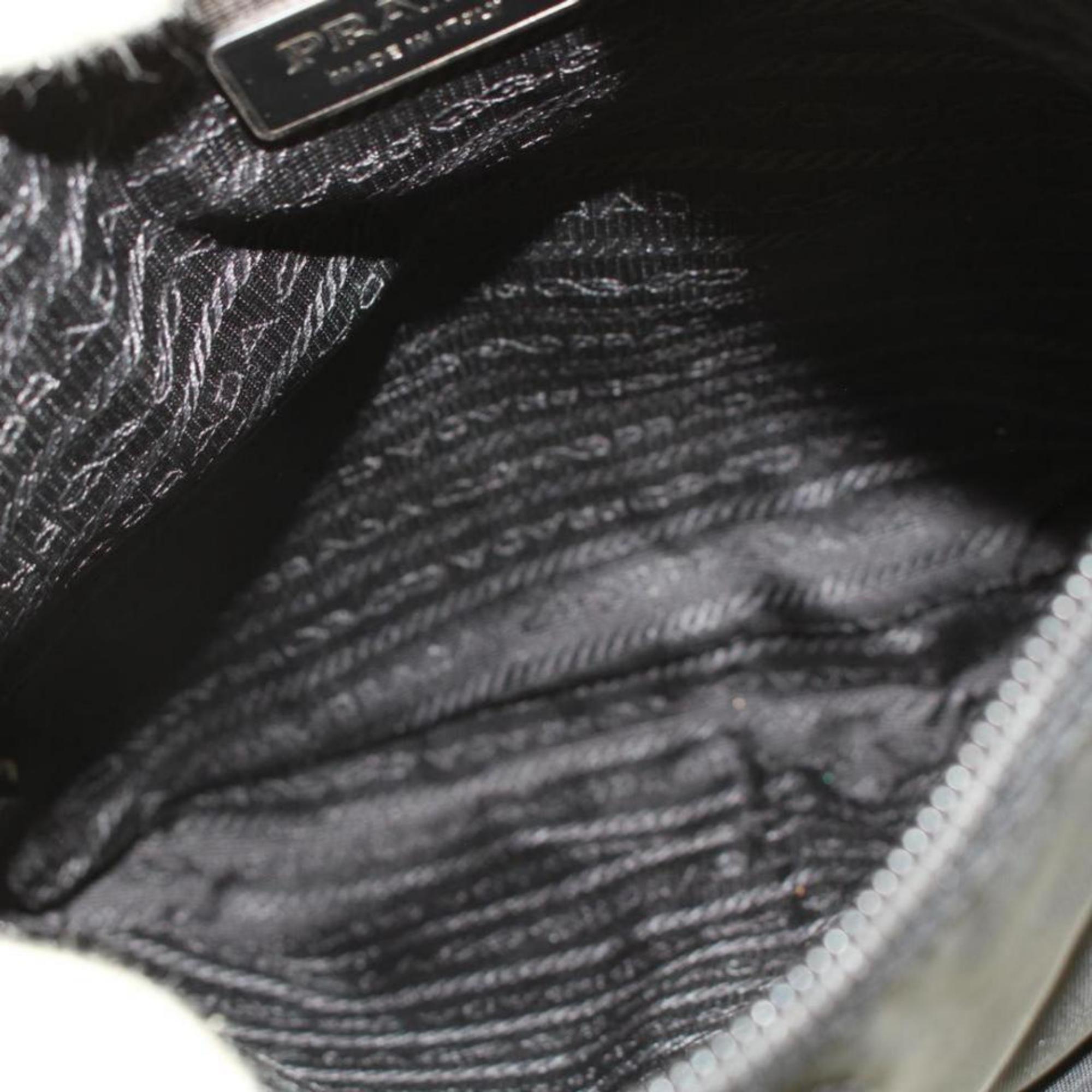 Prada Tessuto Pocket Messenger 869721 Black Nylon Shoulder Bag For Sale 4