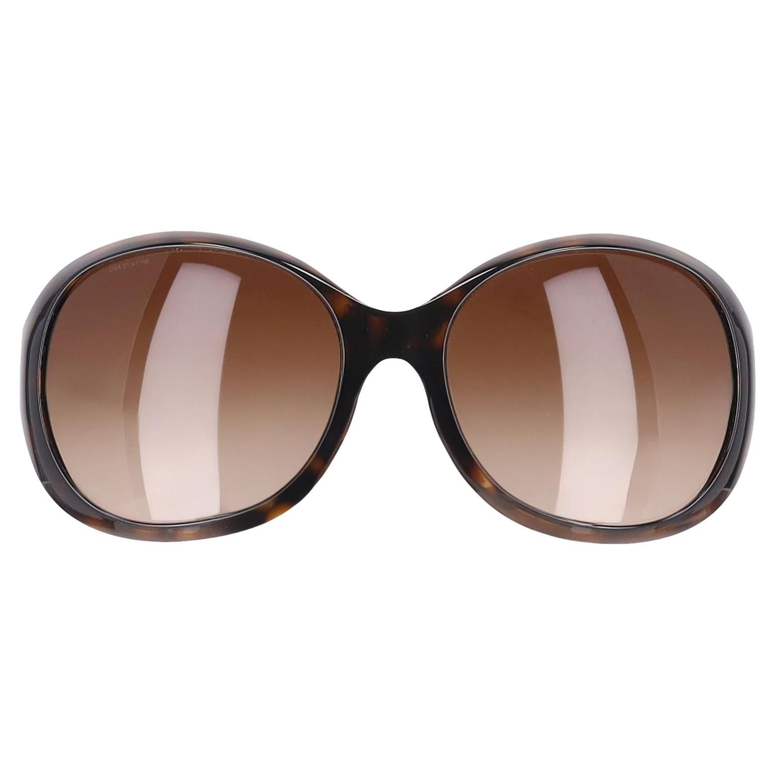 Lunettes de soleil papillon en écaille de Prada en vente