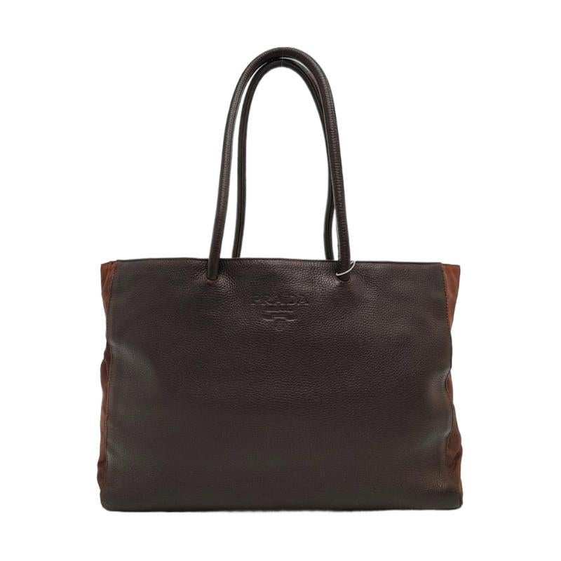 Tote di Prada in pelle marrone cioccolato scuro, nylon e hardware nero