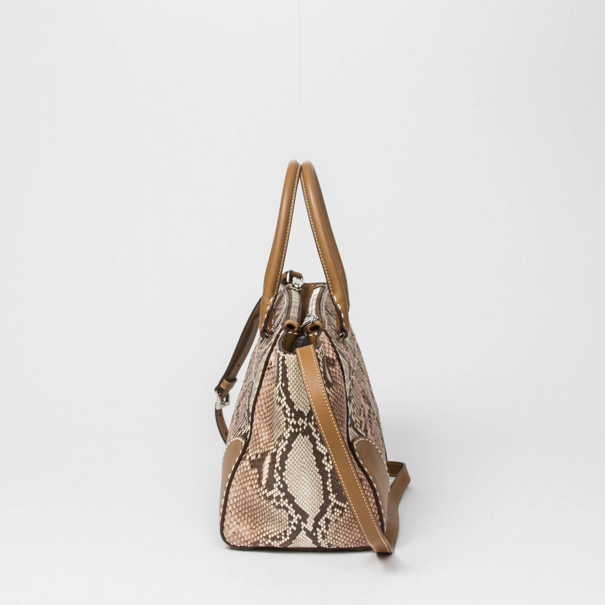 Prada Tote in Beige/Ivory/Brown python leather In Excellent Condition In Dublin, IE