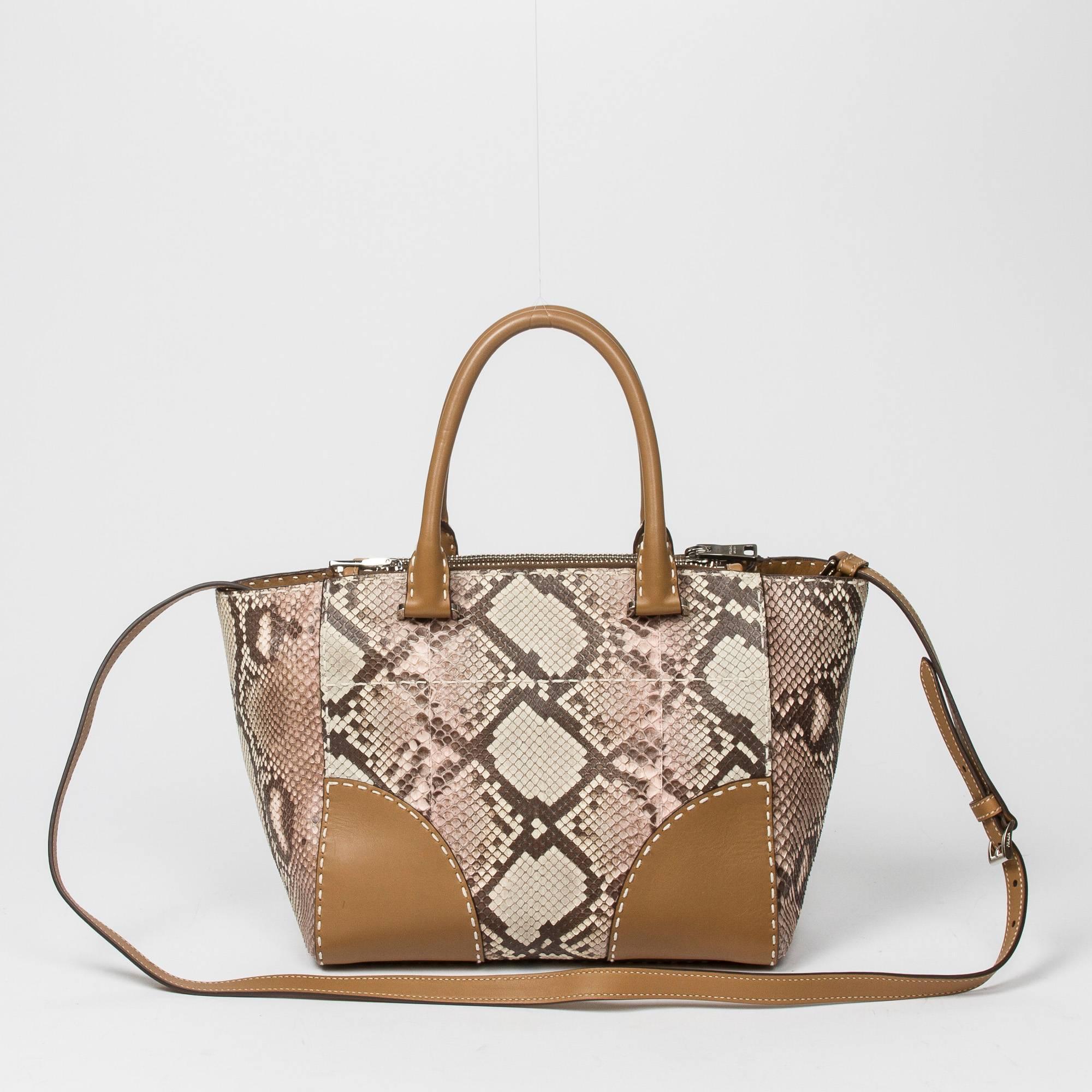Prada Tote in Beige/Ivory/Brown python leather 1
