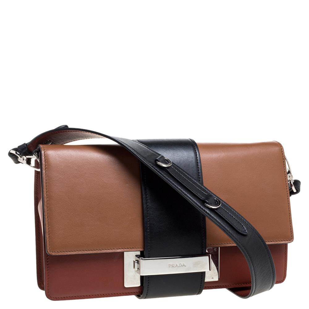 Prada Tri Color Leather Ribbon Flap Crossbody Bag In Good Condition In Dubai, Al Qouz 2