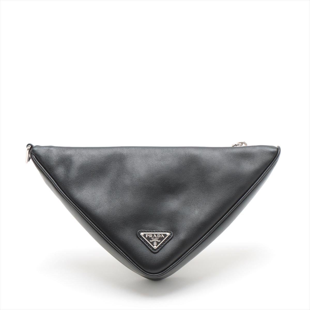 Prada Triangle Leather Clutch Bag Black In Good Condition In Indianapolis, IN