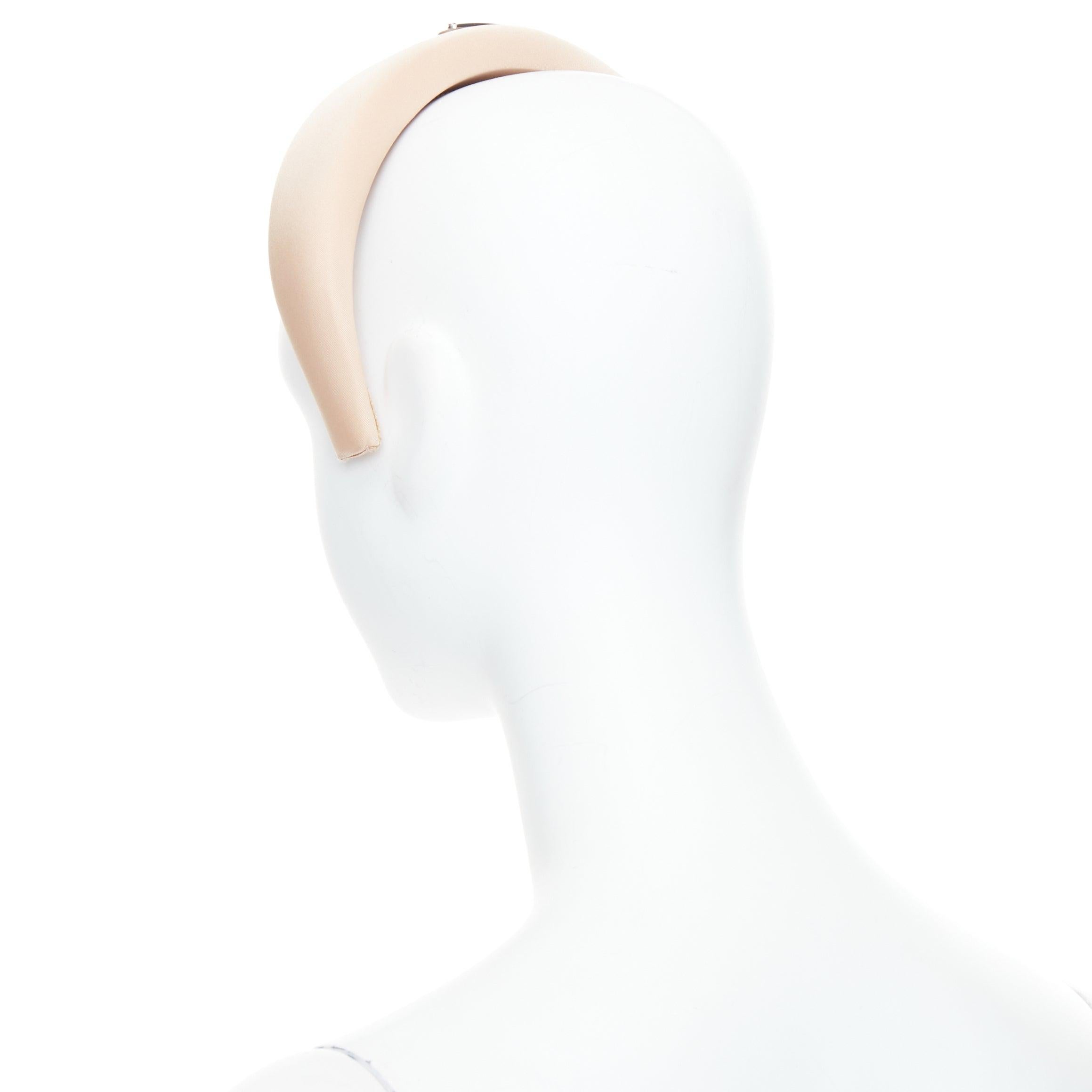 PRADA Triangle Metal Logo beige satin puffy Alice headband en vente 1