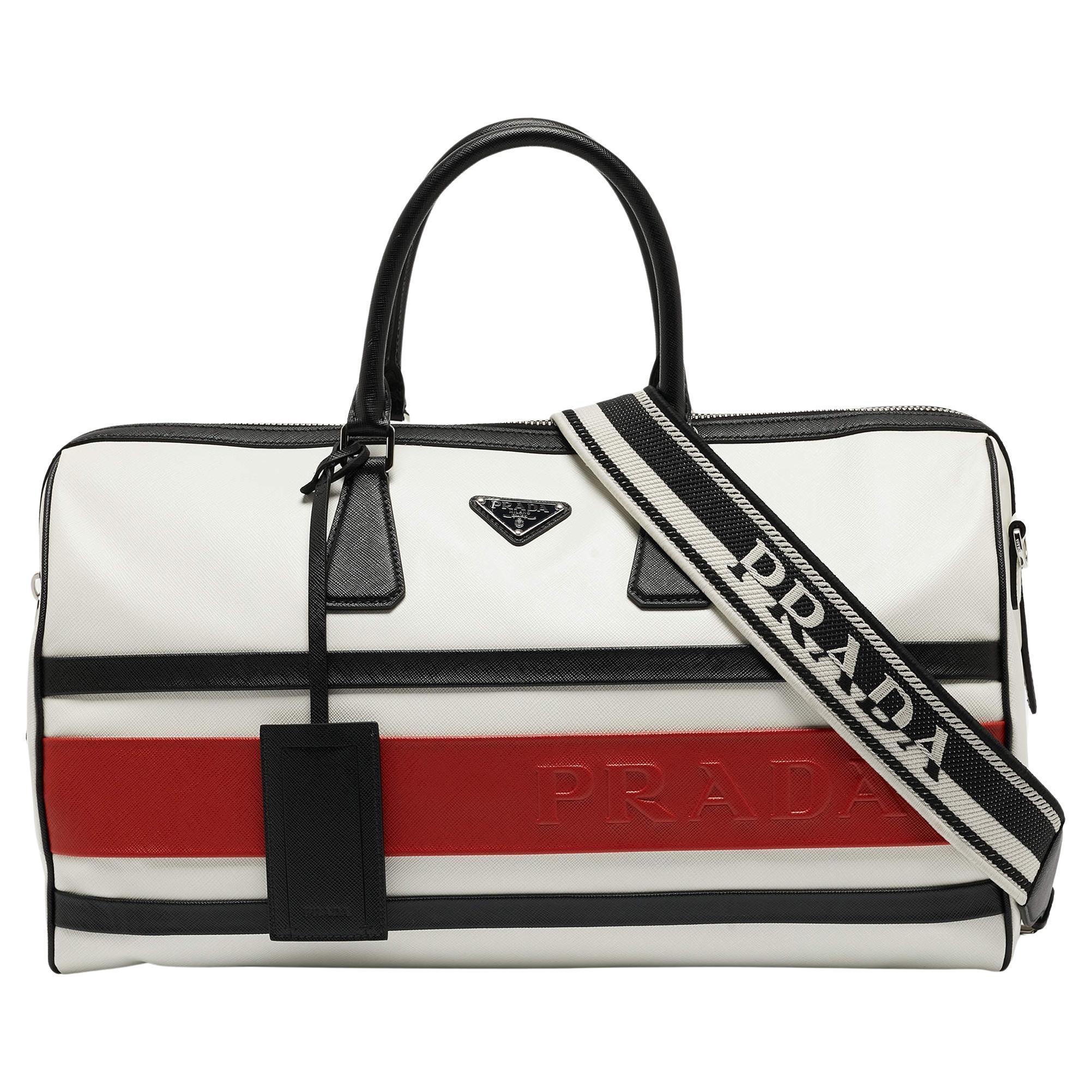 Sac de voyage Prada en cuir Saffiano tricolore en vente