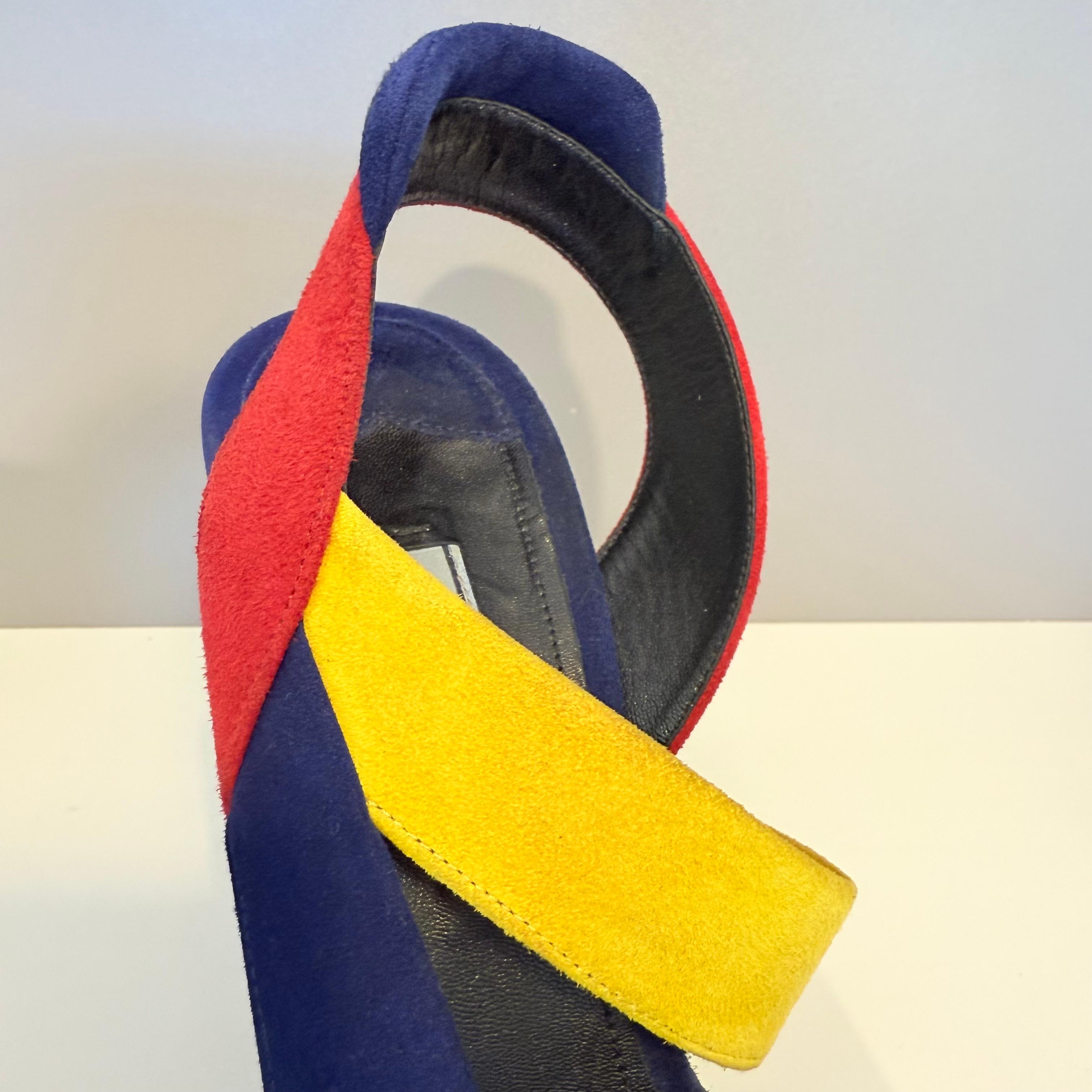 Prada Sandales en daim tricolore IT 38.5 Pour femmes en vente