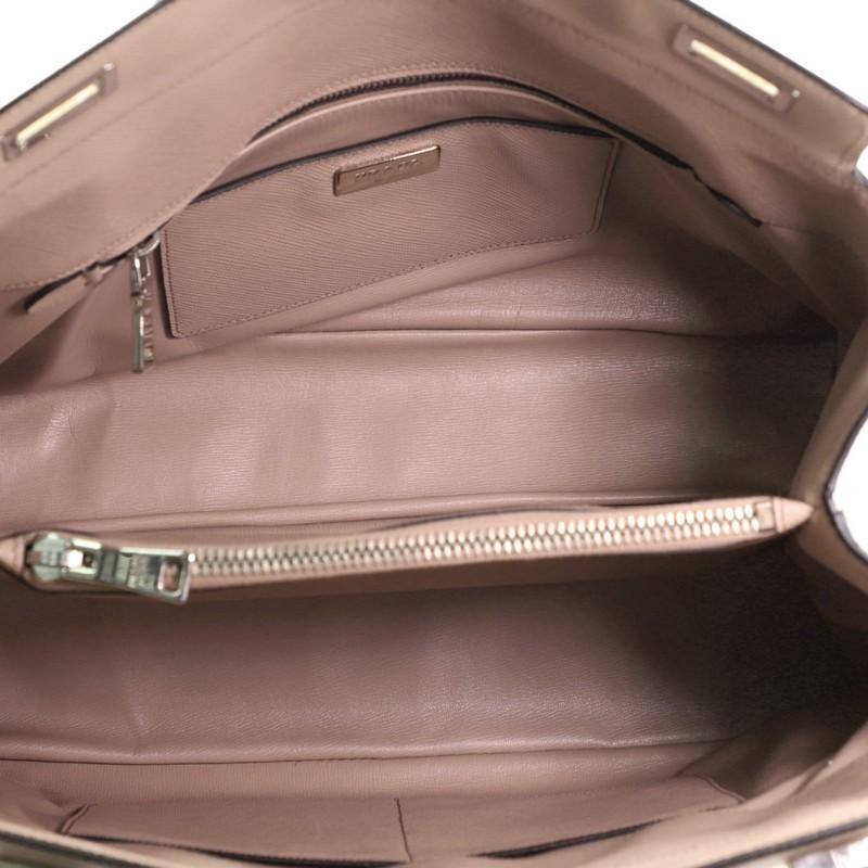Prada Turnlock Cuir Zwillingstasche Saffiano Leder Medium für Damen oder Herren