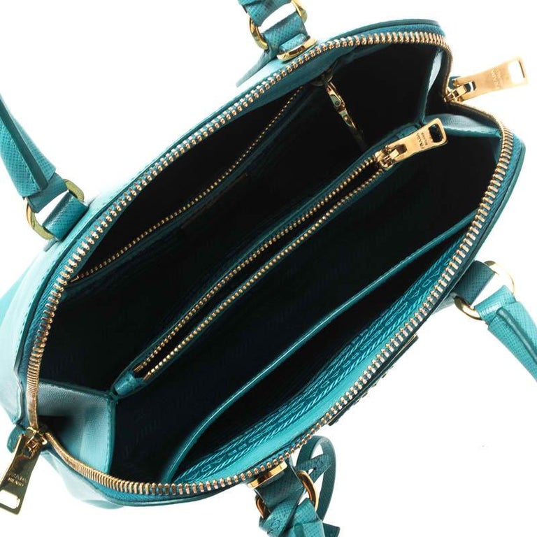 Promenade leather crossbody bag Prada Blue in Leather - 20643813