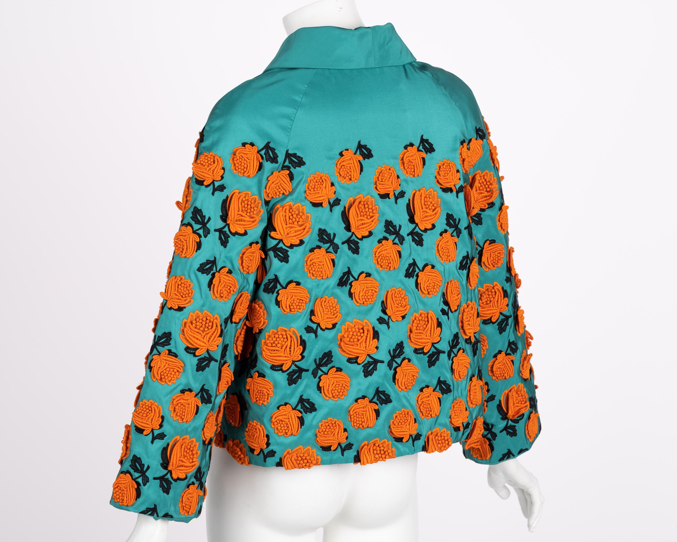 Prada Turquoise Silk Taffeta Floral Applique Jacket, Spring 2012 Excellent état - En vente à Boca Raton, FL