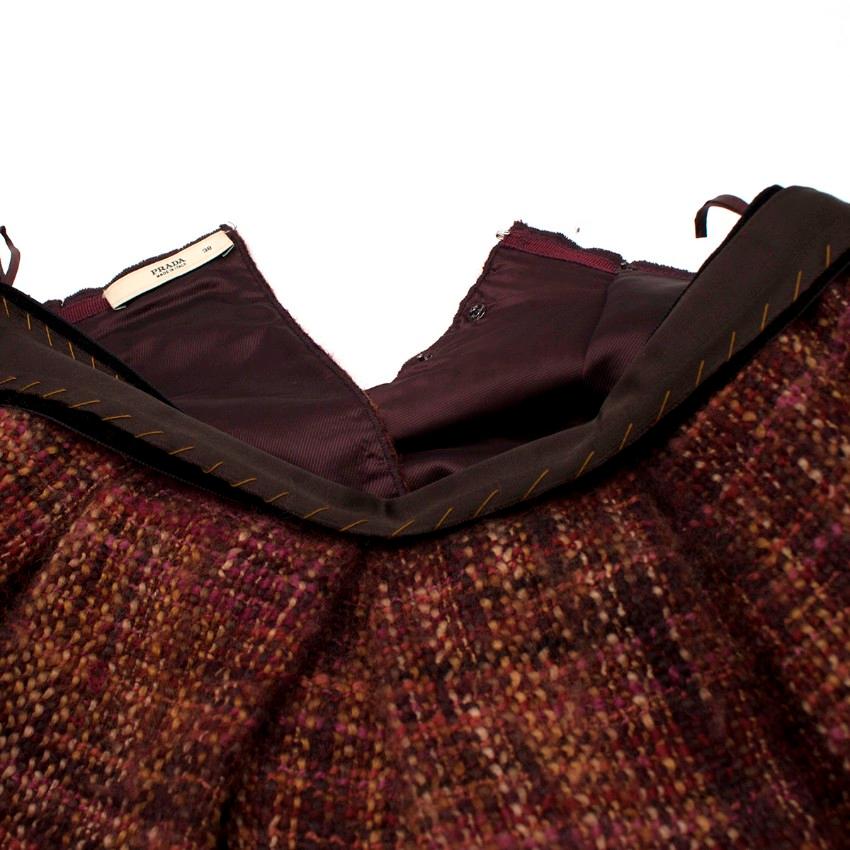 Women's Prada Tweed Pleated Skirt US 0-2 For Sale