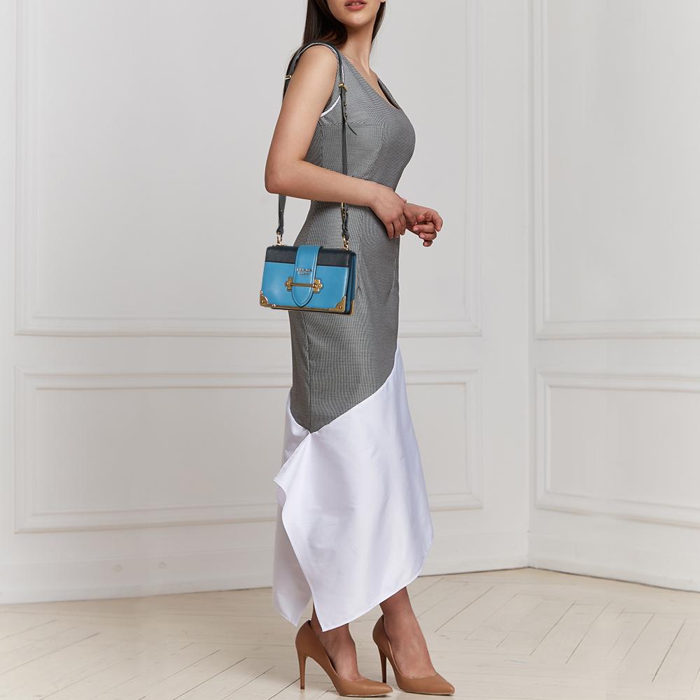 Prada Two Tone Blue Saffiano Leather Cahier Shoulder Bag In Good Condition In Dubai, Al Qouz 2