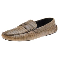 Prada - Mocassins en cuir de crocodile bicolore, taille 44,5