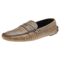 Zweifarbiger Krokodil-Leder-Slip-On-Loafers von Prada, Größe 44,5