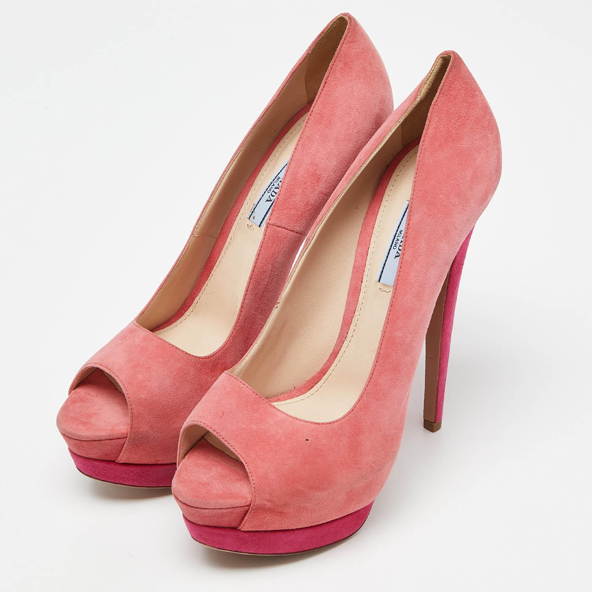 Discover footwear elegance with these authentic Prada women's pumps. Meticulously designed, these heels marry fashion and comfort, ensuring you shine in every setting.