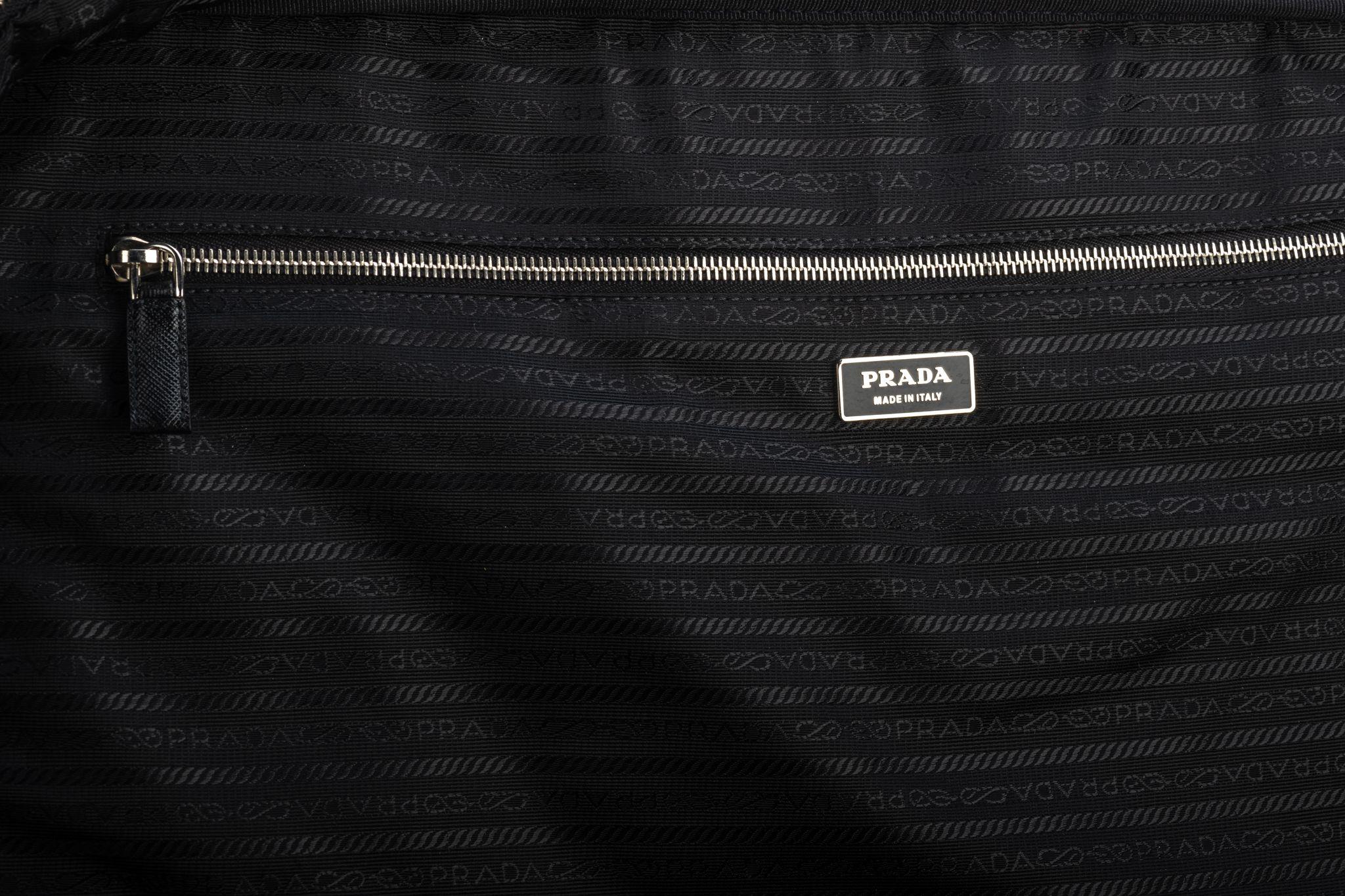Prada Unisex Black Weekender Suitcase  For Sale 16