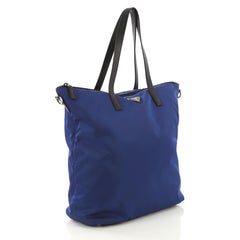 Prada Vela Cabrio-Tasche Tessuto Medium