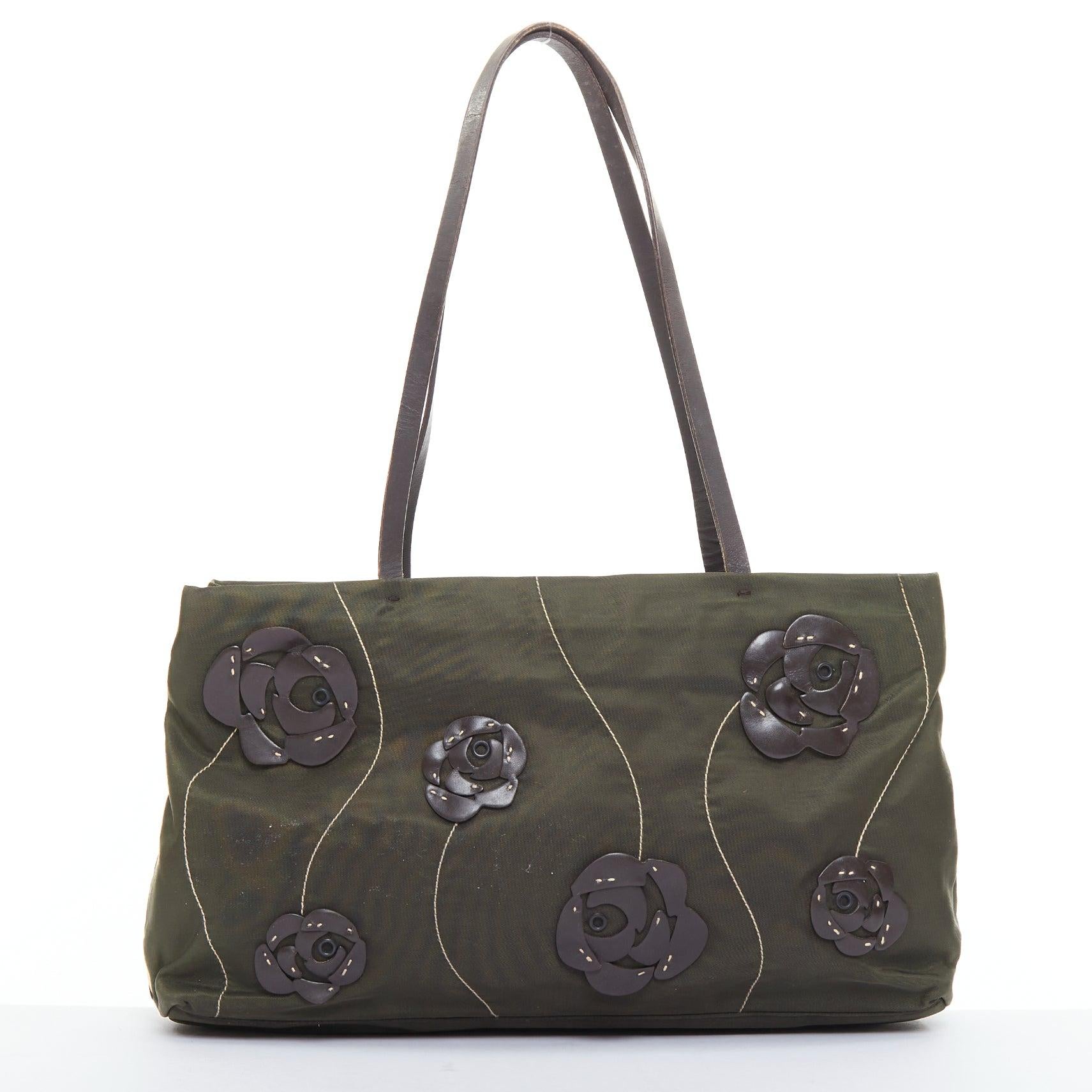 PRADA Vintage 1990s Flower navy green nylon brown floral applique shoulder bag Damen im Angebot