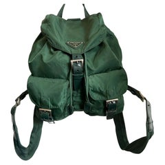 Prada Vintage 1990er Grüner Nylon-Rucksack