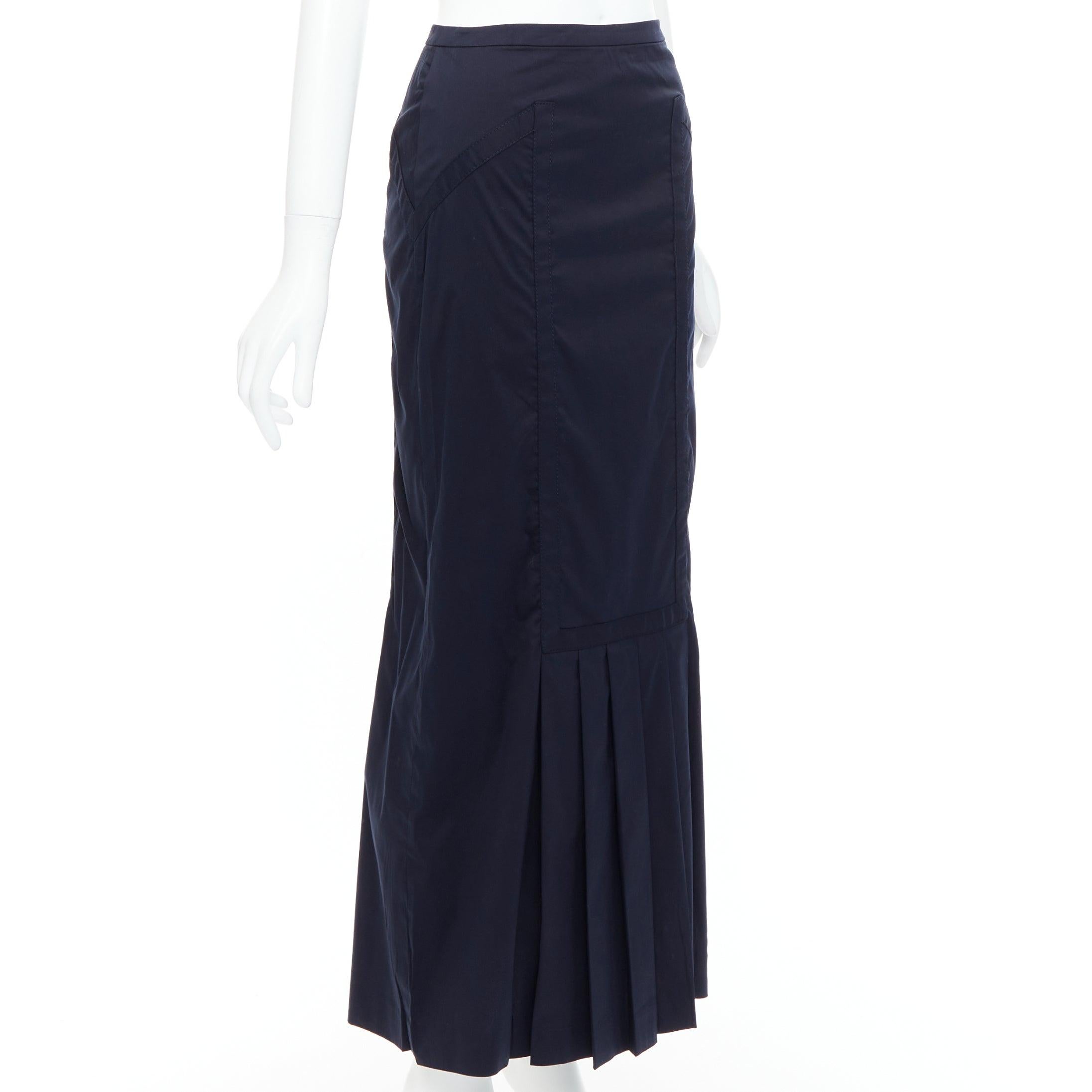 PRADA Vintage 1997 Runway navy cotton blend pleat hem pencil skirt IT40 S
Reference: TGAS/E00222
Brand: Prada
Designer: Miuccia Prada
Collection: SS1997 Look 16 - Runway
Material: Cotton, Blend
Color: Navy
Pattern: Solid
Closure: Zip
Extra Details: