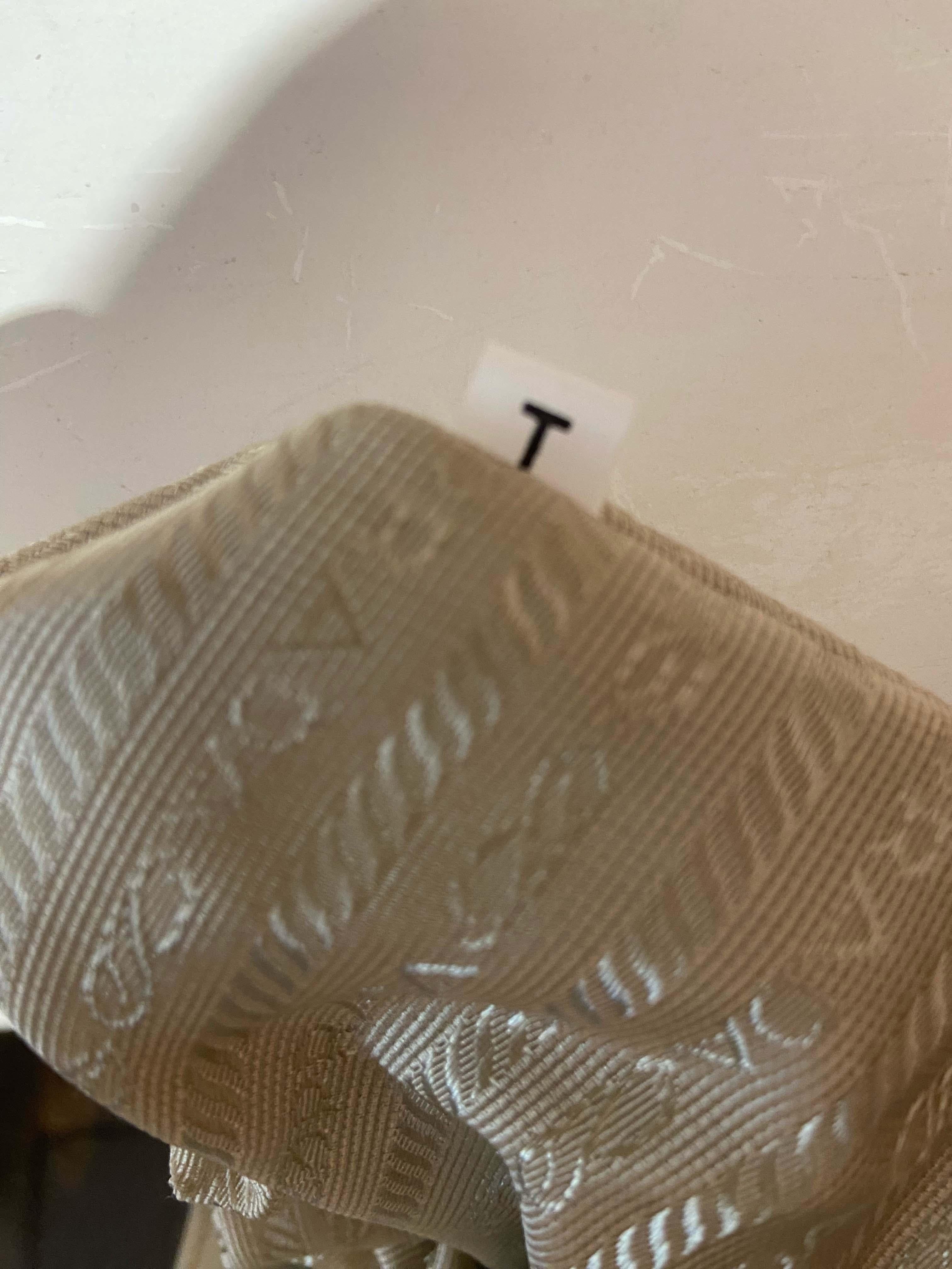 Women's or Men's Prada Vintage 2000's White Leather Tote Bag For Sale