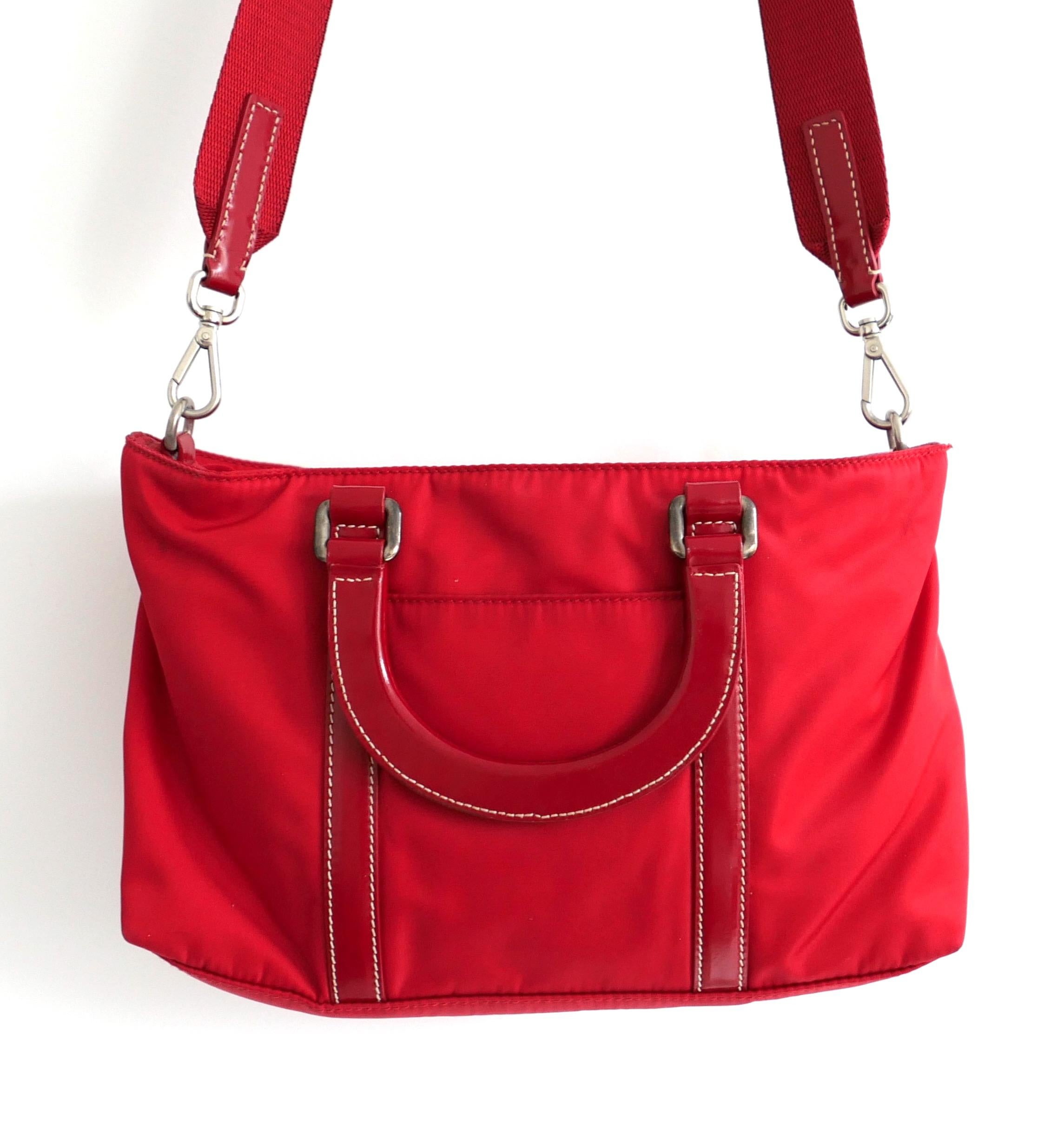 Women's Prada Vintage 2004 Red Nylon Crossbody Bag For Sale