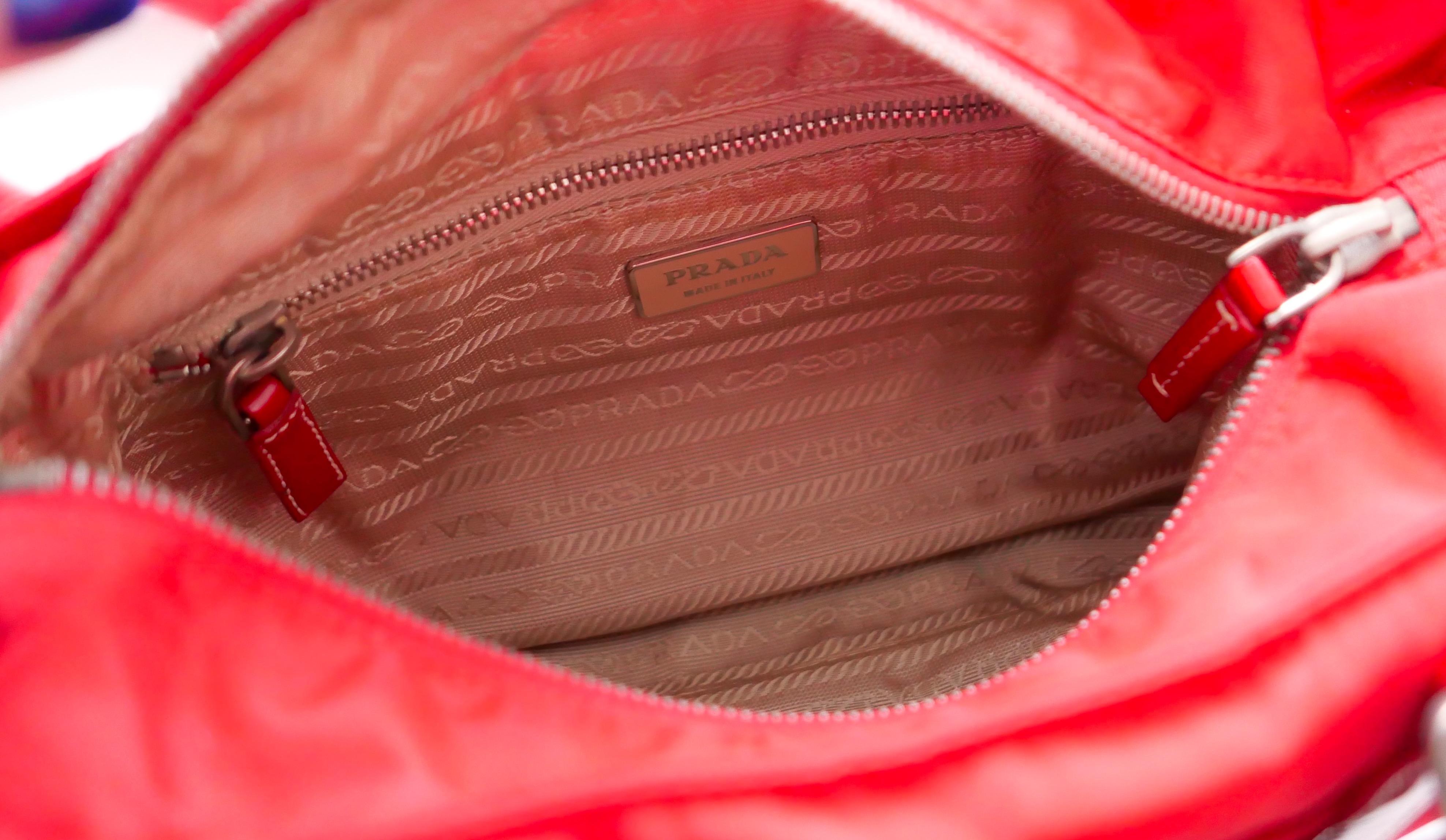 Prada Vintage 2004 Red Nylon Crossbody Bag For Sale 4