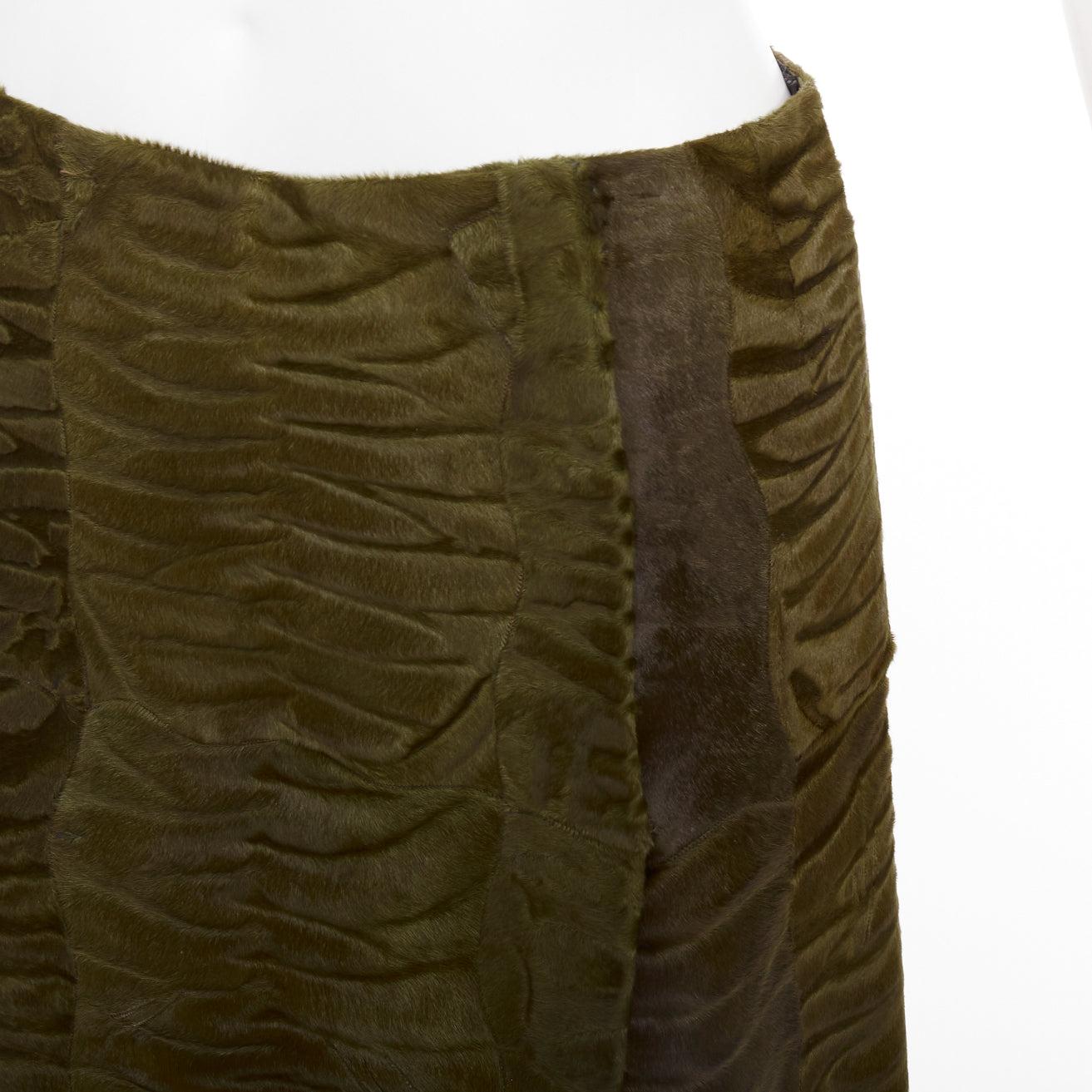 PRADA Vintage 2004 Runway moss green Persian lamb fur A-line knee skirt IT40 S en venta 2