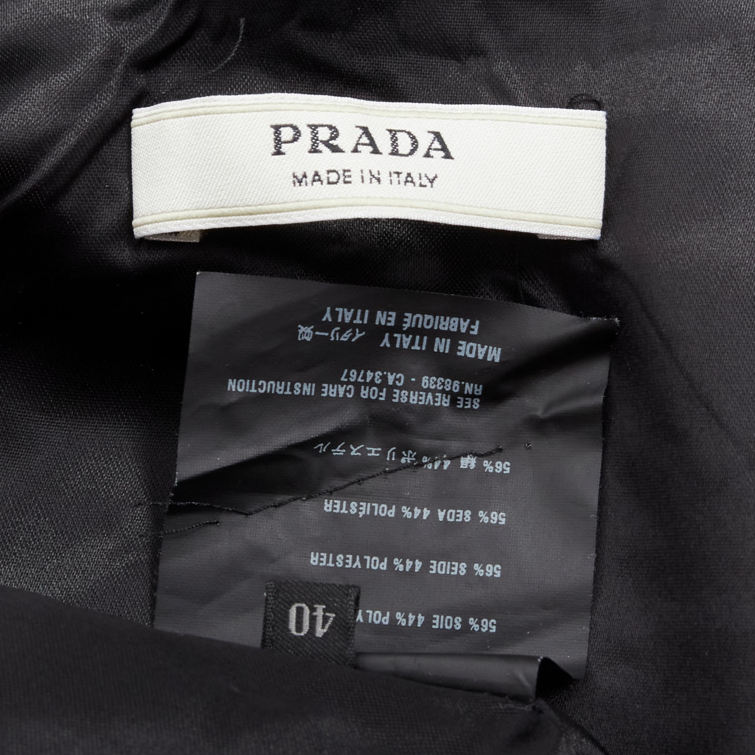 PRADA Vintage 2006 taffetas de soie noir, veste à capuche à coupe arrondie IT40 S en vente 3