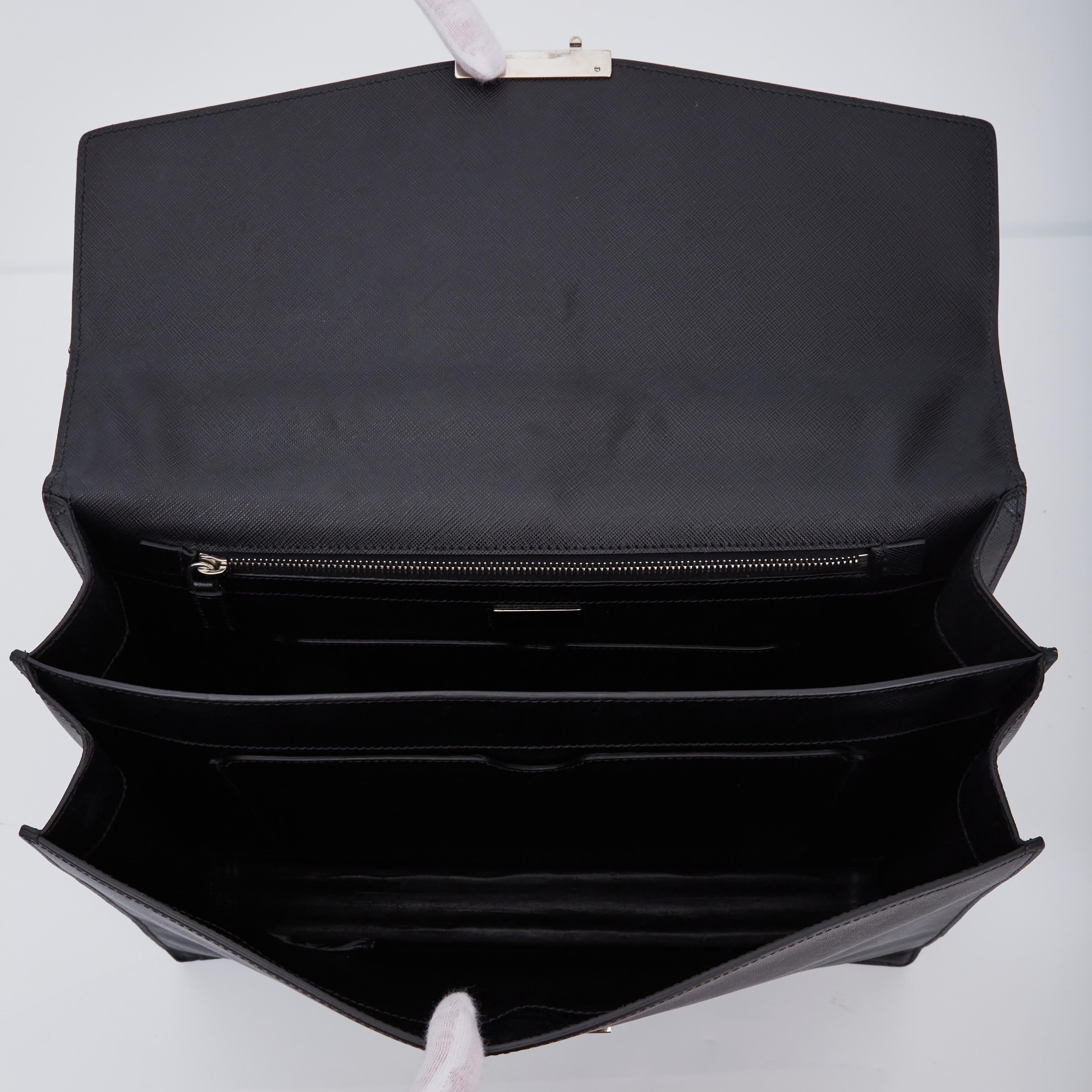 Women's or Men's Prada Vintage Black Saffiano Leather Briefcase For Sale