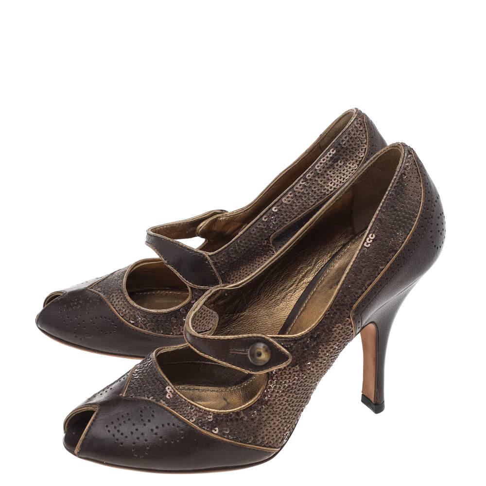 Prada Vintage Brown Leather And Sequins Mary Jane Peep Toe Pumps Size 37 In Fair Condition In Dubai, Al Qouz 2