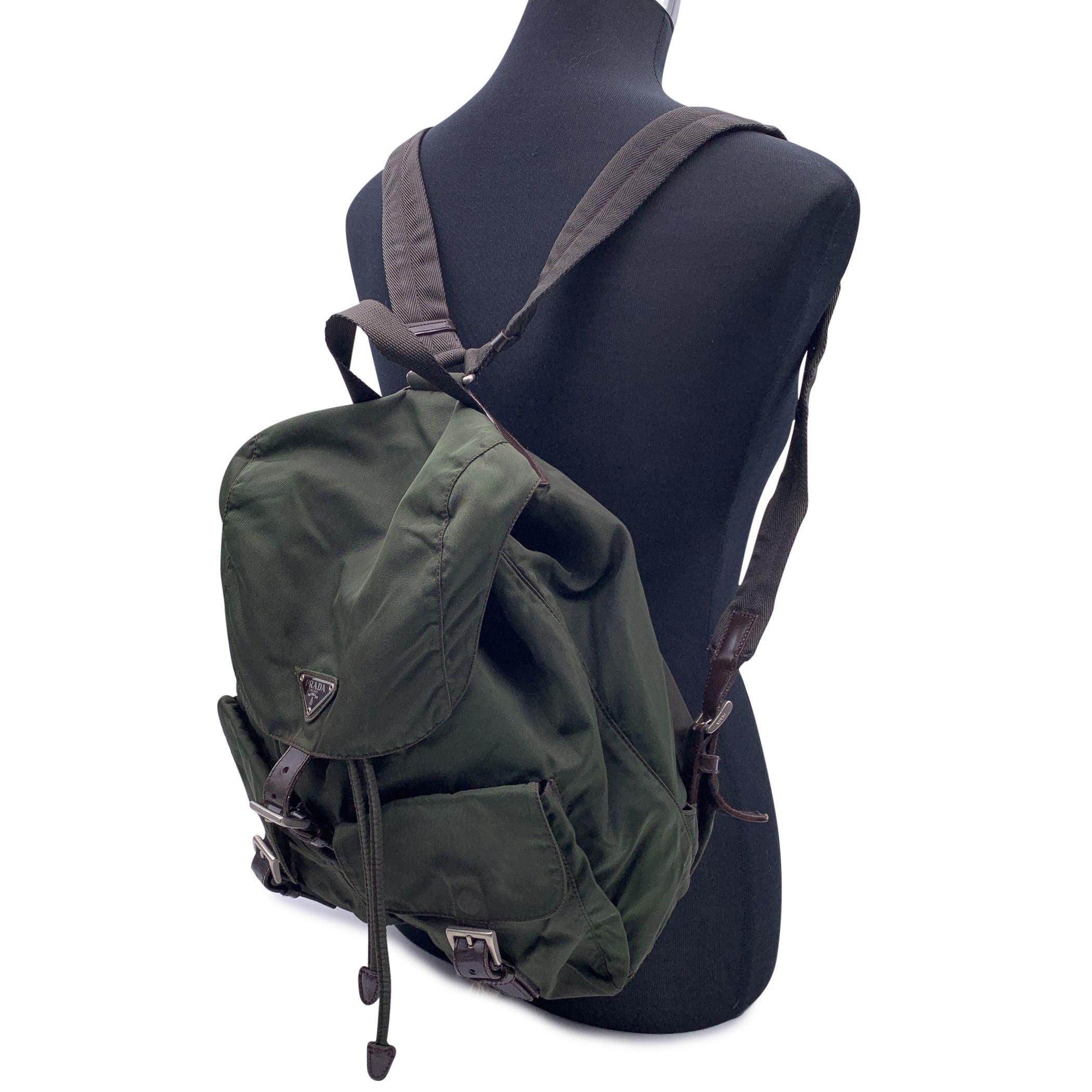 Prada Vintage Dark Green Nylon Canvas Backpack Shoulder Bag In Good Condition In Rome, Rome