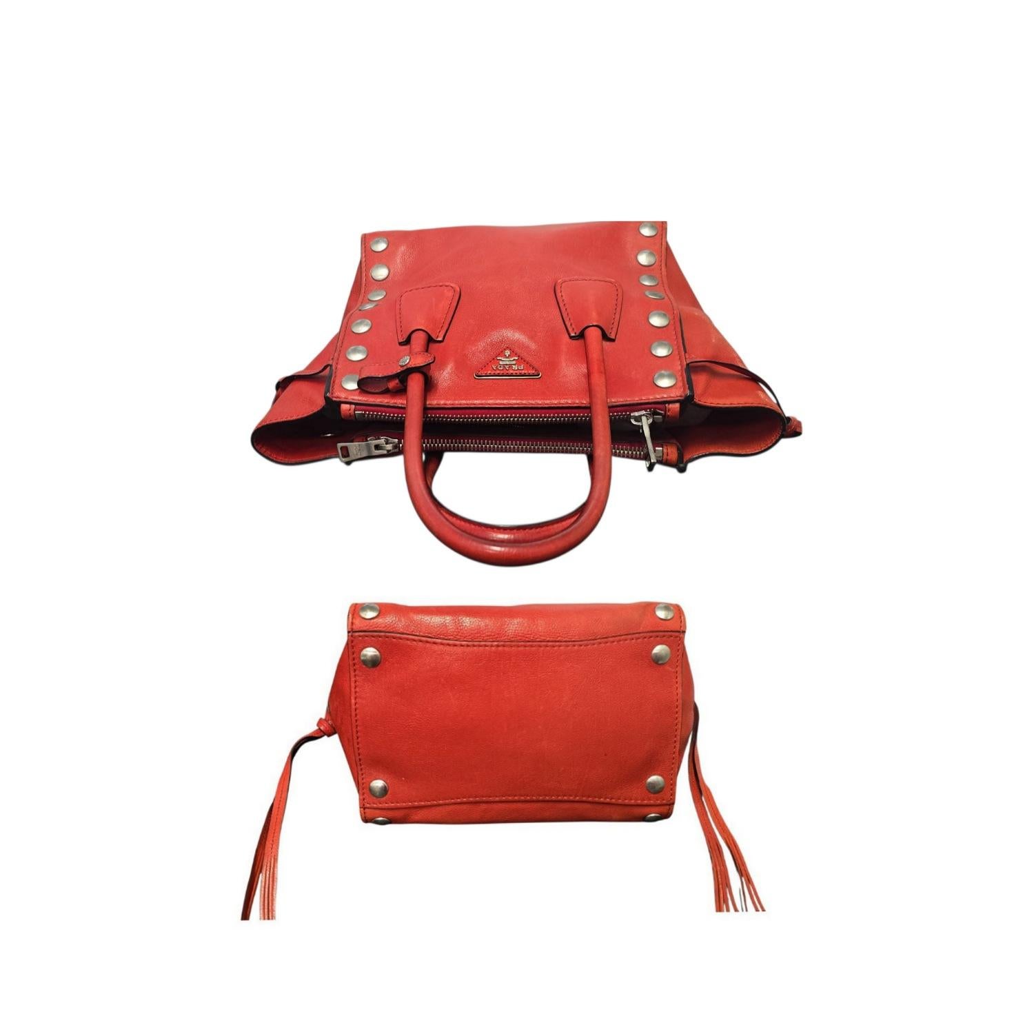 Prada Vintage Glace Calf Studded Twin Pocket Tote Pour femmes en vente