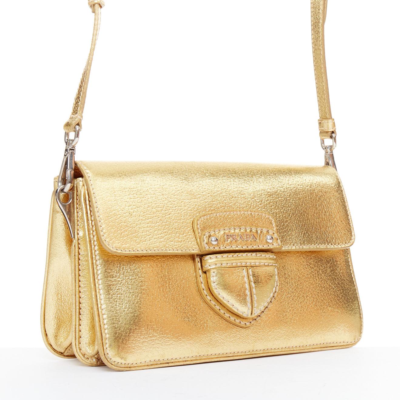 Beige PRADA Vintage Gold metallic leather silver logo flap crossbody bag en vente