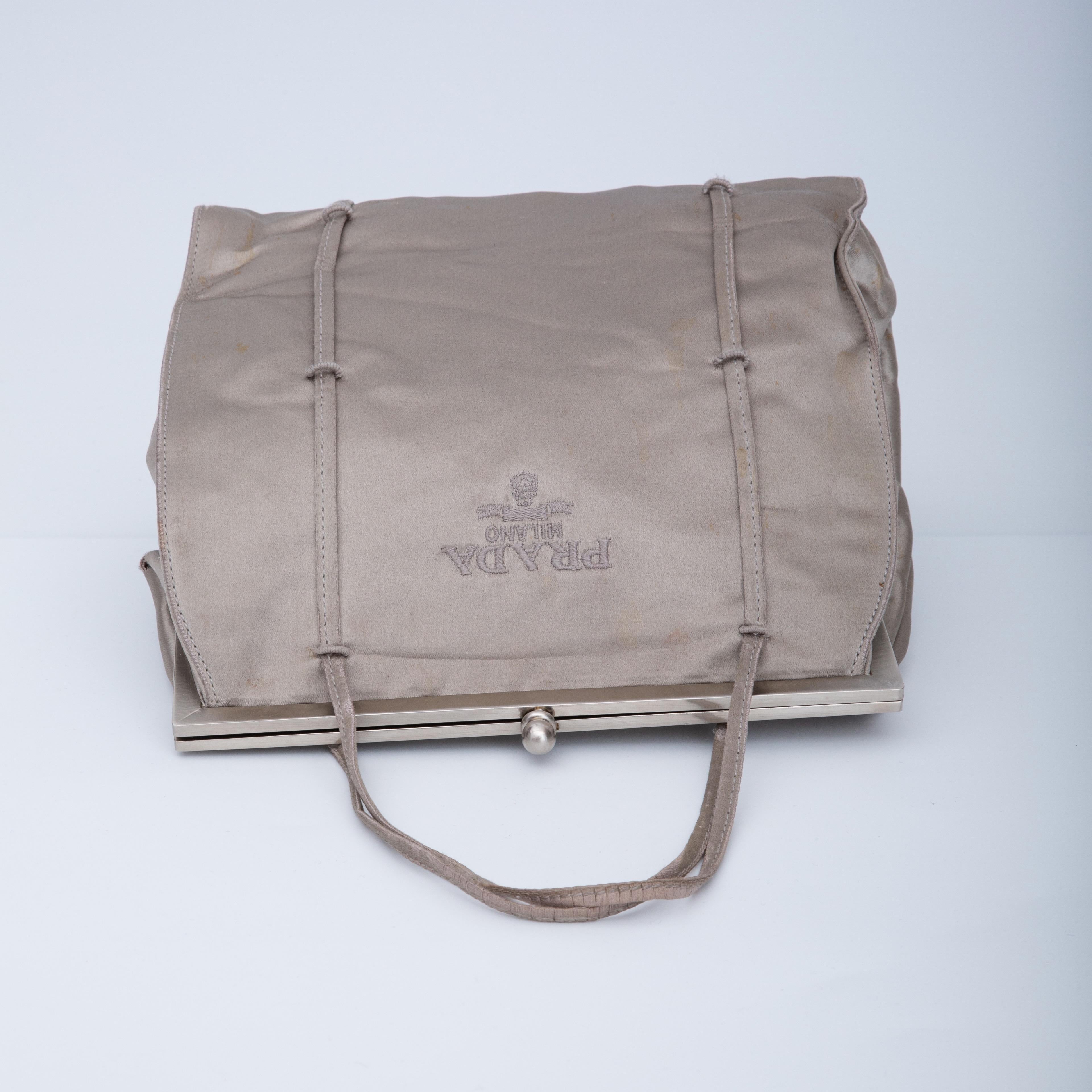 Prada Vintage Gold Satin Raso Framed Bag In Good Condition For Sale In Montreal, Quebec