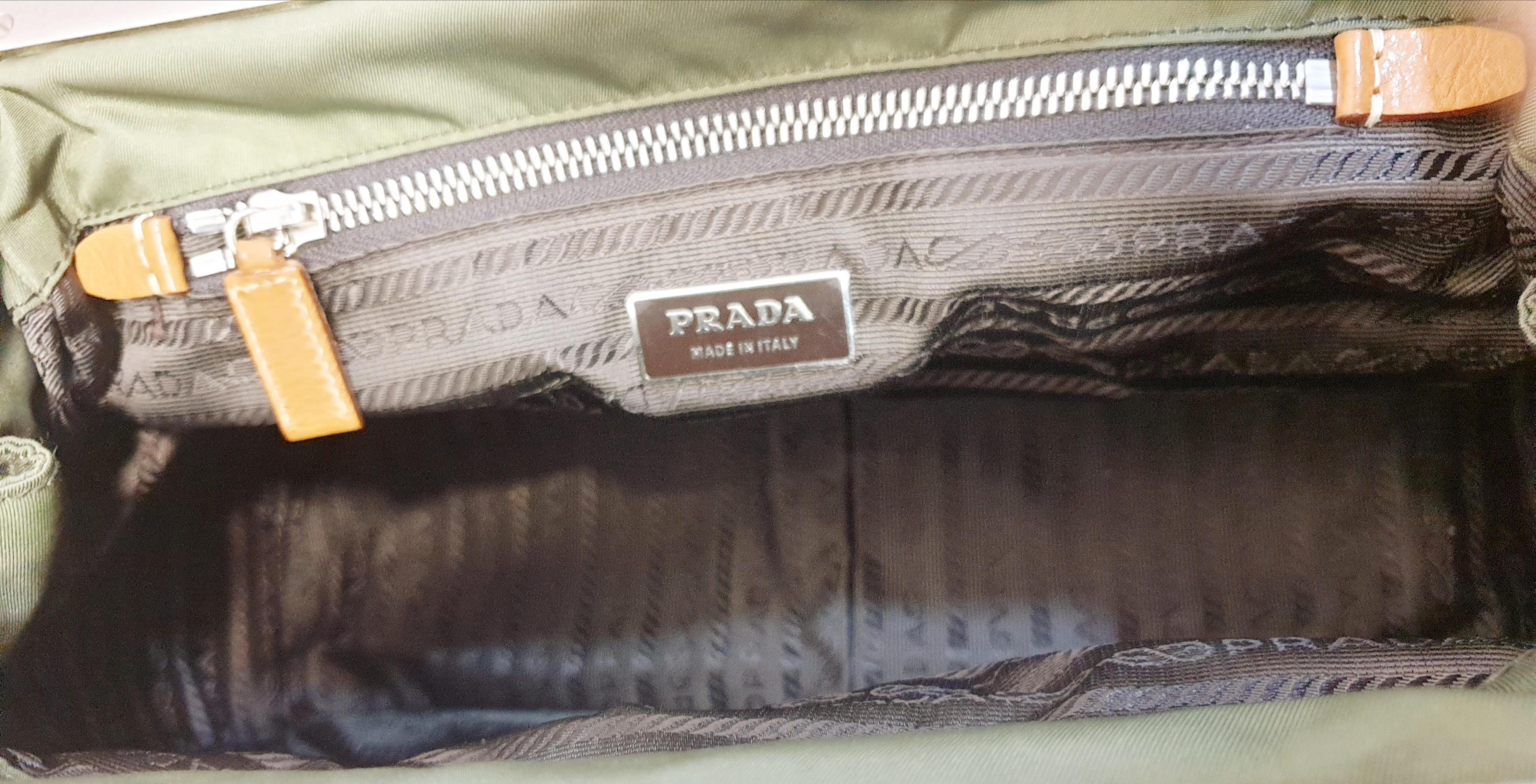 Prada Vintage Handtasche mit Metallkette aus Filz – Tessuto-Modell   4