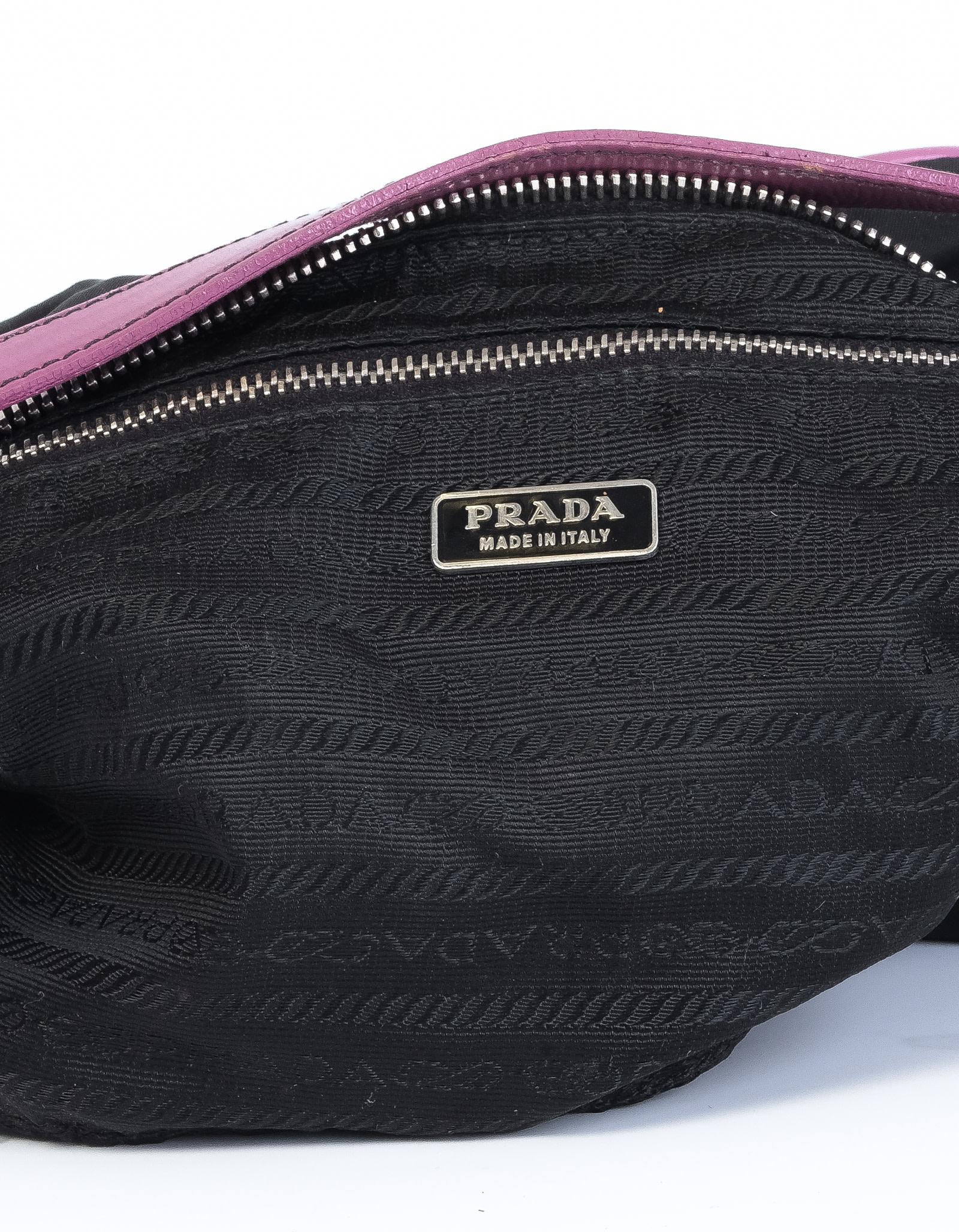 Prada Vintage Mini Black Nylon Pouch with Purple Finishes In Good Condition For Sale In Montreal, Quebec