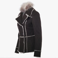 Giacca di lana vintage di Prada con collo di pelliccia - anni '10