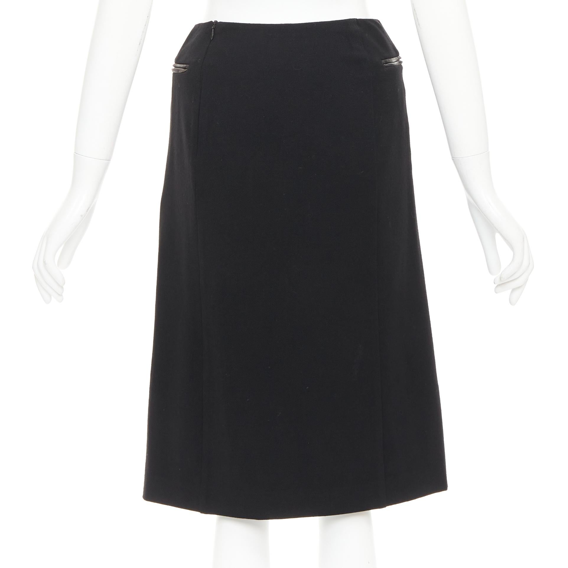 PRADA Vintage By - Jupe crayon à poche zippée en laine et cuir IT38 XS Pour femmes en vente