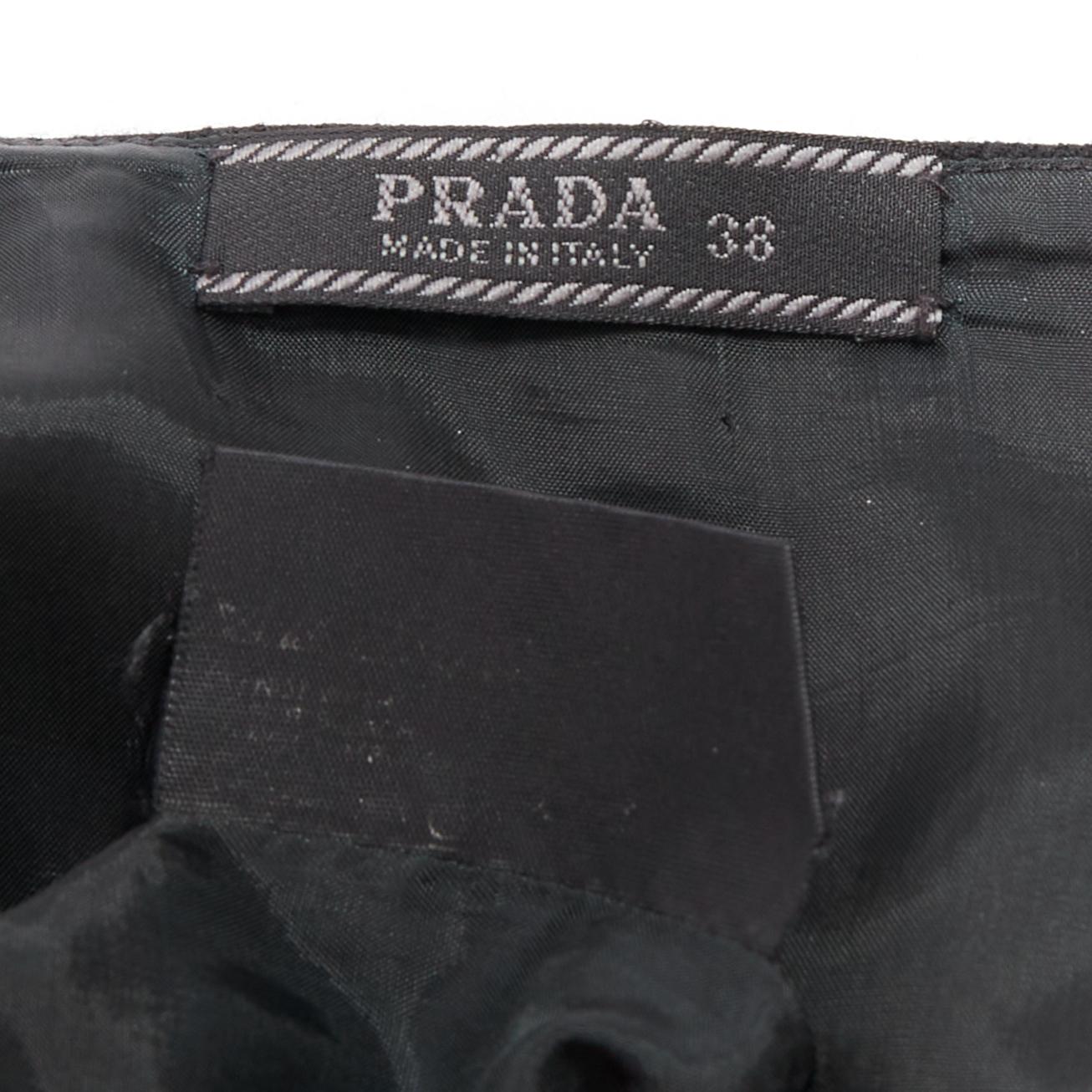 PRADA Vintage By - Jupe crayon à poche zippée en laine et cuir IT38 XS en vente 3
