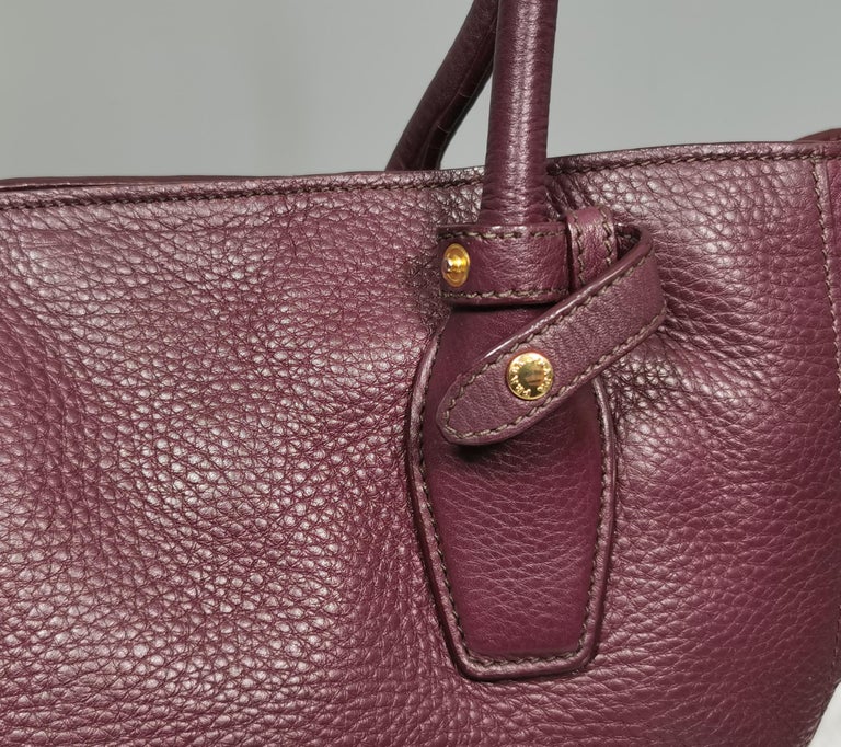 Prada Vitello Daino burgandy leather shopper, Tote bag  For Sale 6