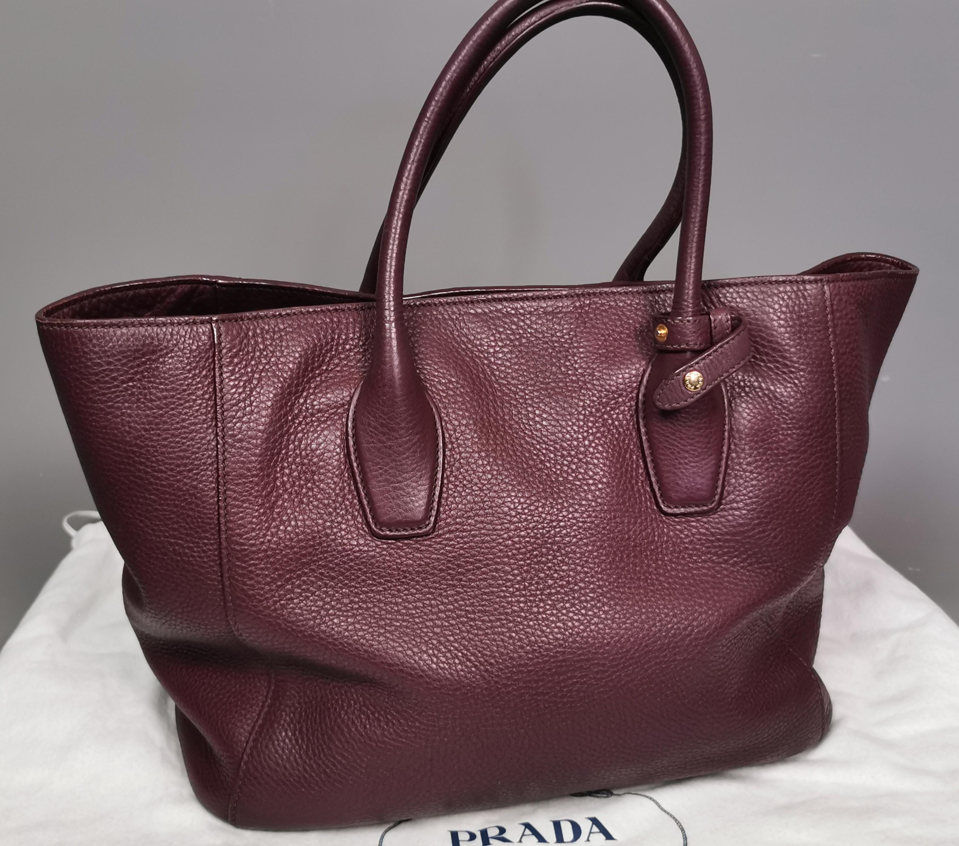 Brown Prada Vitello Daino burgandy leather shopper, Tote bag 