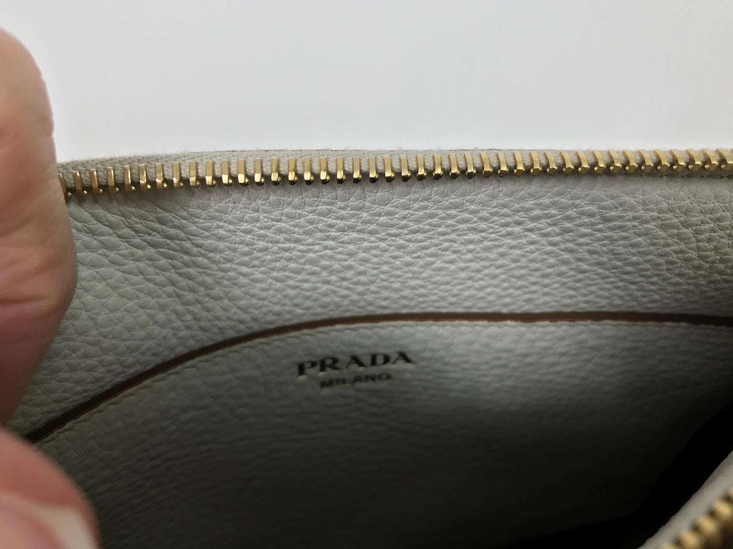 prada vitello daino crossbody bag