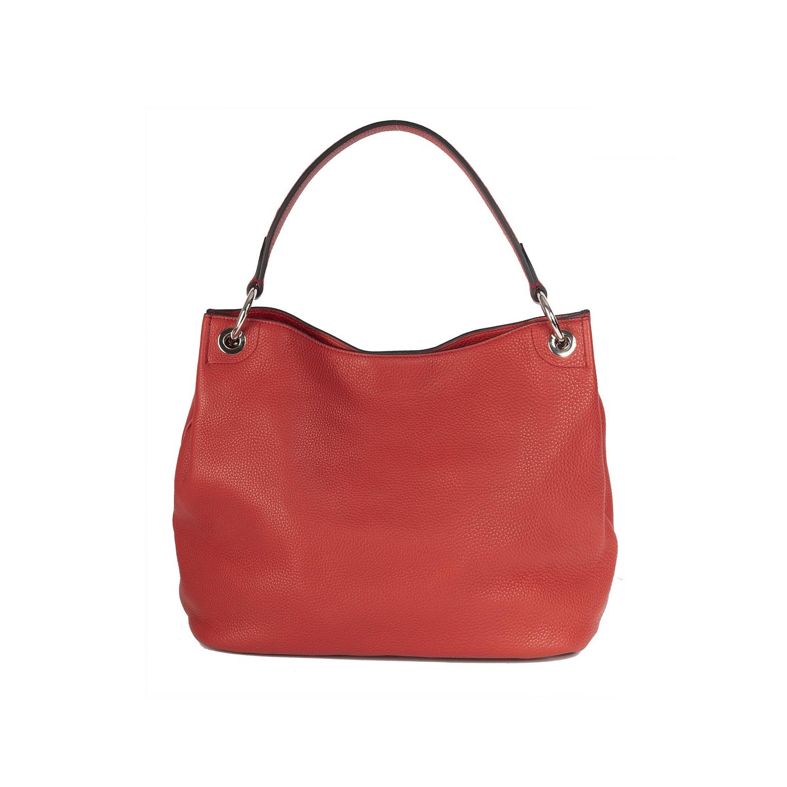 This bag features red Vitello Daino Leather, silver-tone hardware, a single flat shoulder strap, dual slip pockets at sides, a logo at front, black logo jacquard Interior lining and snap closure at the top.

COLOR: Red
MATERIAL: Leather
ITEM CODE:
