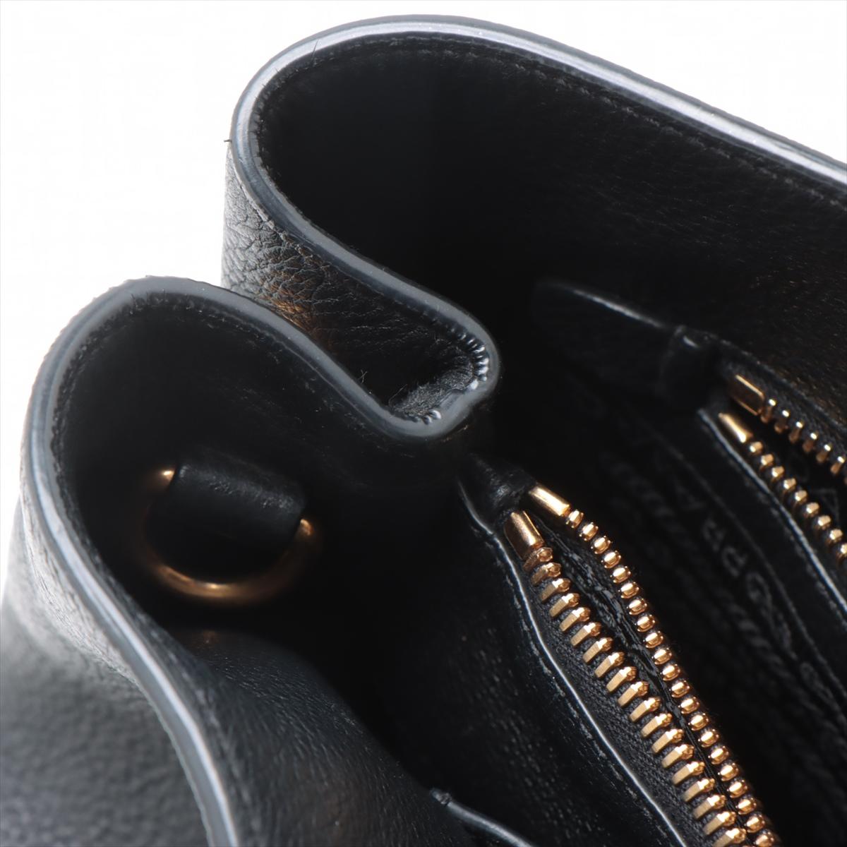 Prada Vitello Daino Leather Two - Way Handbag Black For Sale 12