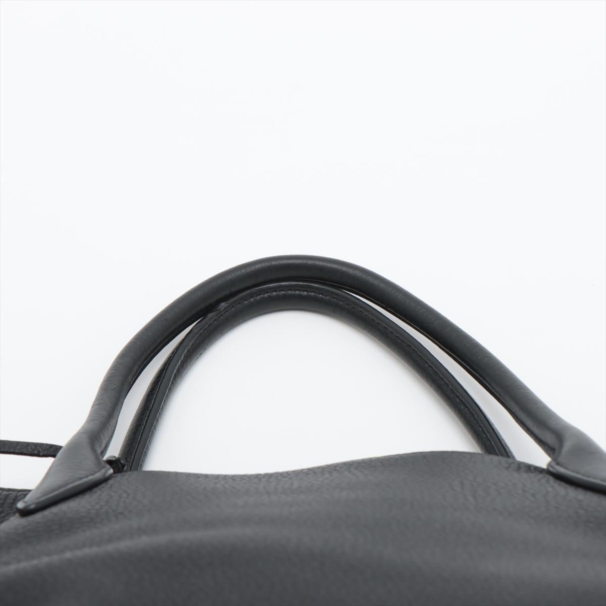 Prada Vitello Daino Leather Two - Way Handbag Black For Sale 3