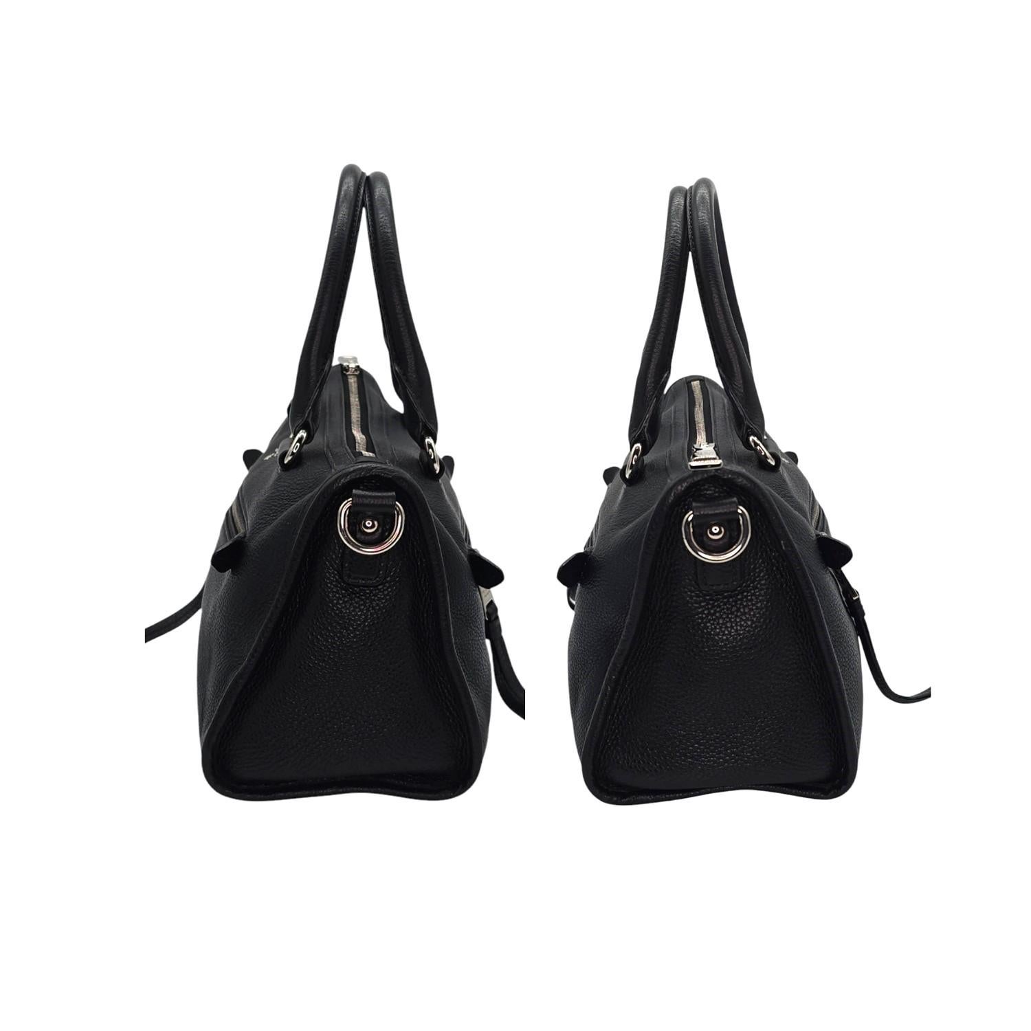 Prada Vitello Daino Phenix Nero Handtasche Satchel im Zustand „Gut“ in Scottsdale, AZ