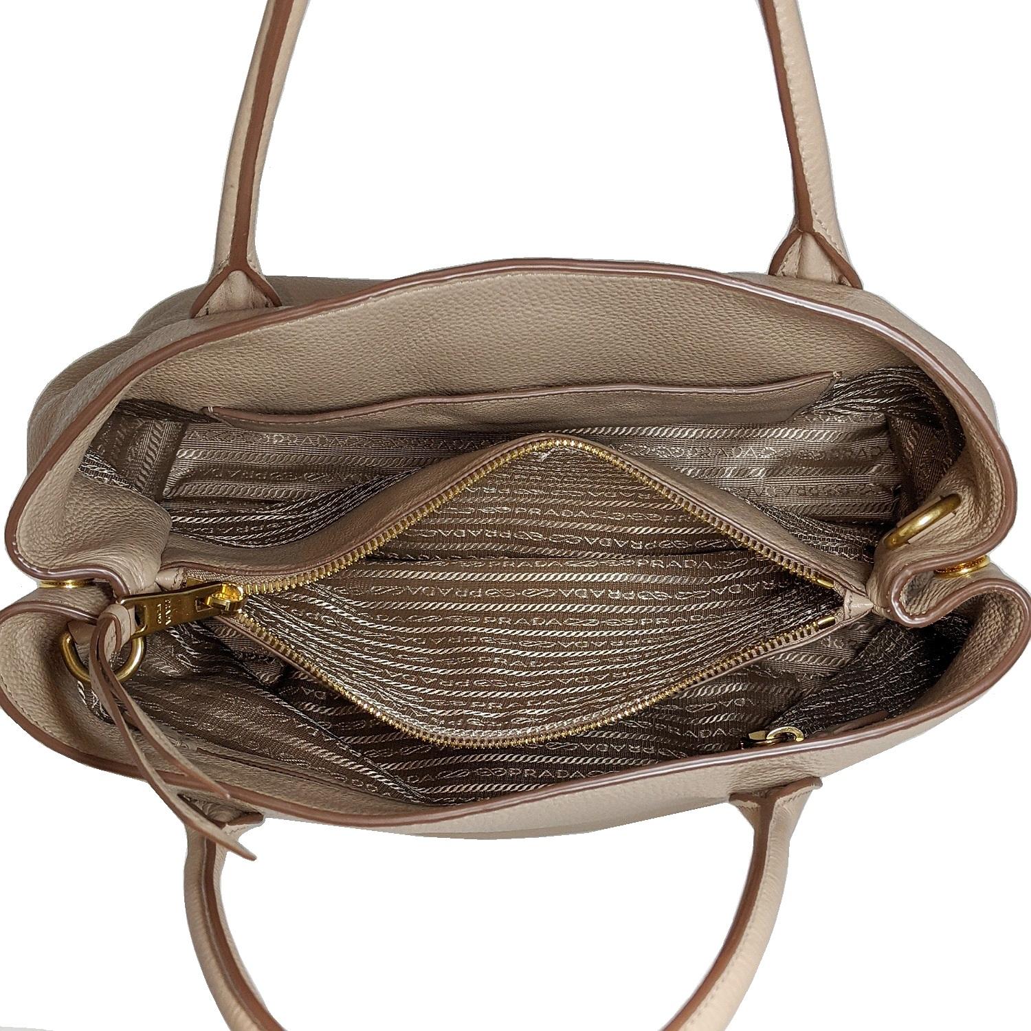 Women's Prada Vitello Daino Shoulder Bag Tote 1BA579